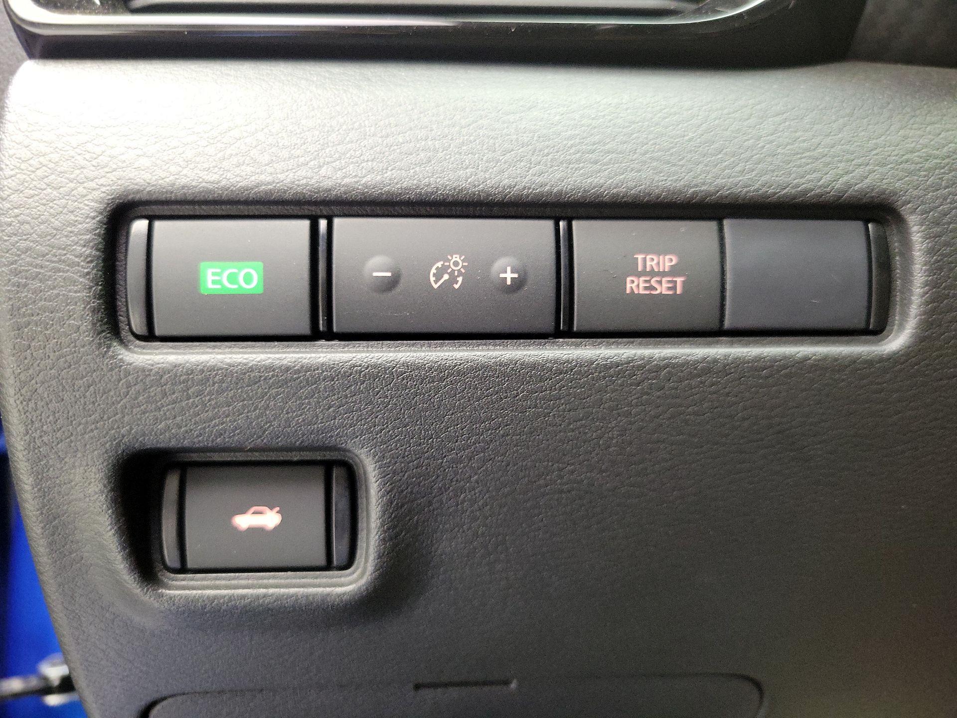 Thumbnail: 2023 Nissan Sentra - 13