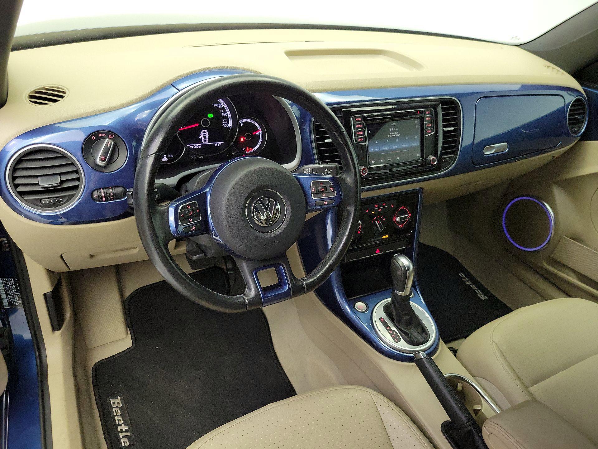 Thumbnail: 2017 Volkswagen Beetle - 9