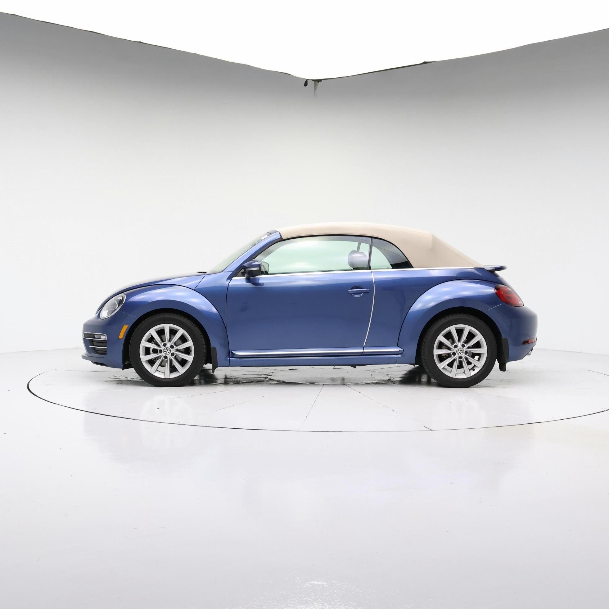 Thumbnail: 2017 Volkswagen Beetle - 7