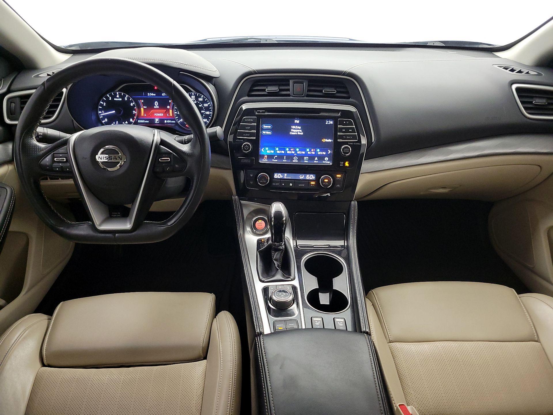 Thumbnail: 2017 Nissan Maxima - 9