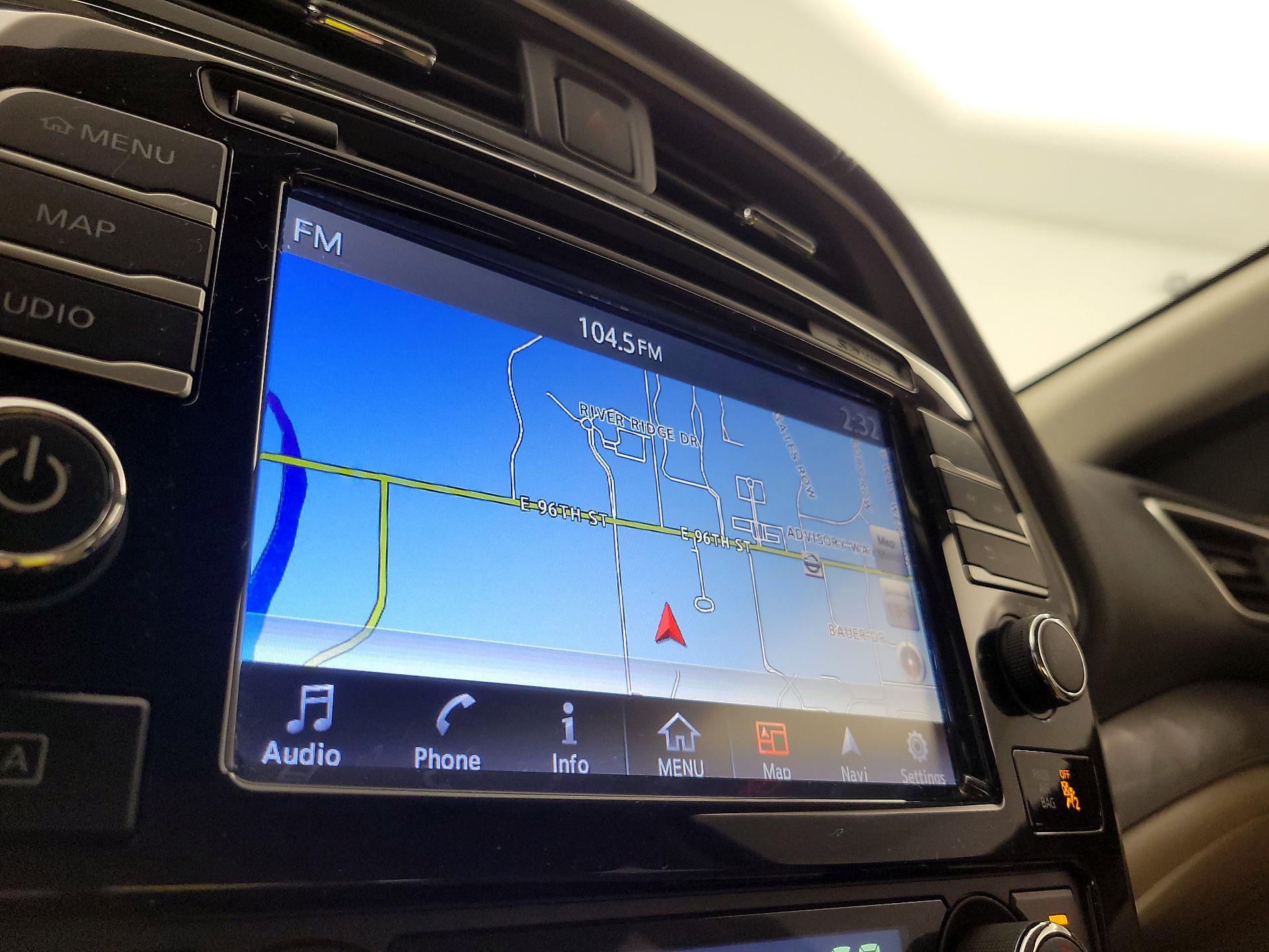 Thumbnail: 2017 Nissan Maxima - 14