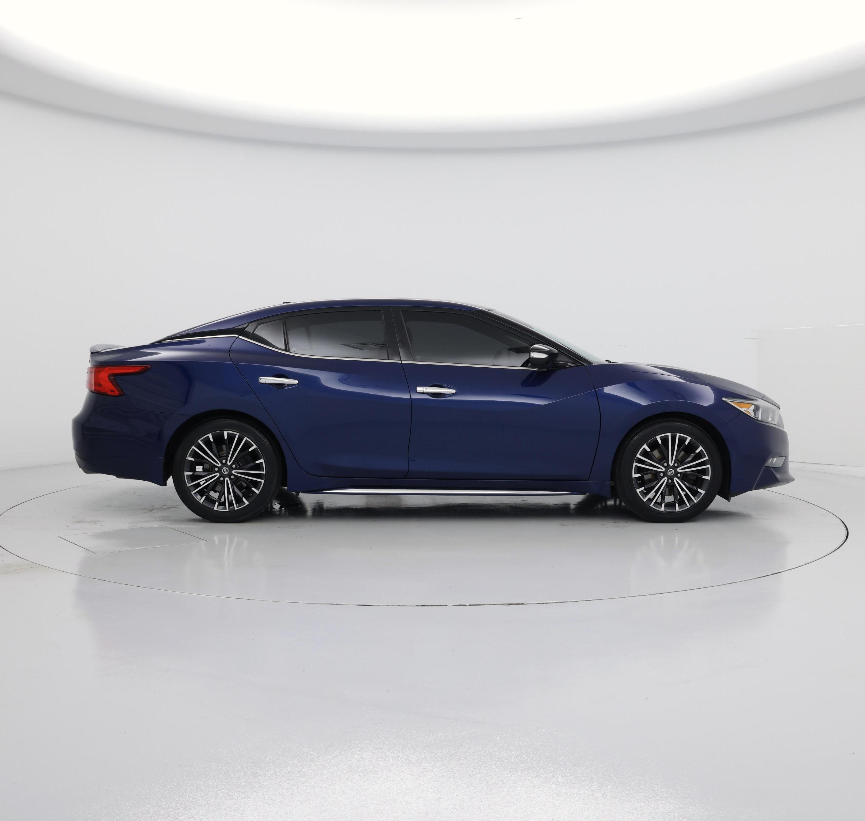 Thumbnail: 2017 Nissan Maxima - 7