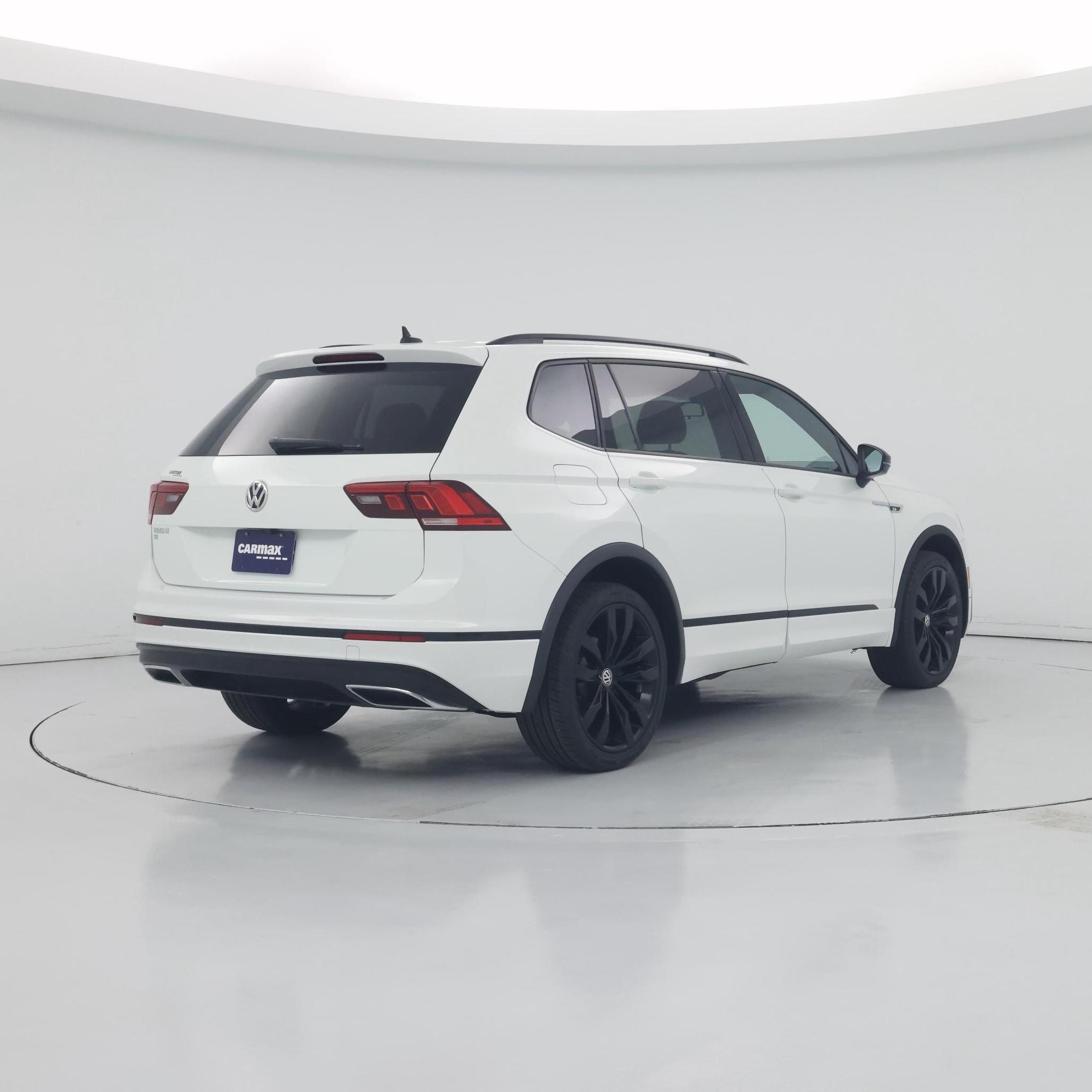 Thumbnail: 2021 Volkswagen Tiguan - 8