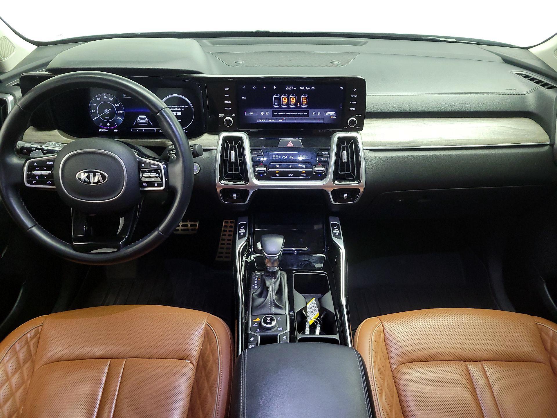 Thumbnail: 2021 Kia Sorento - 9