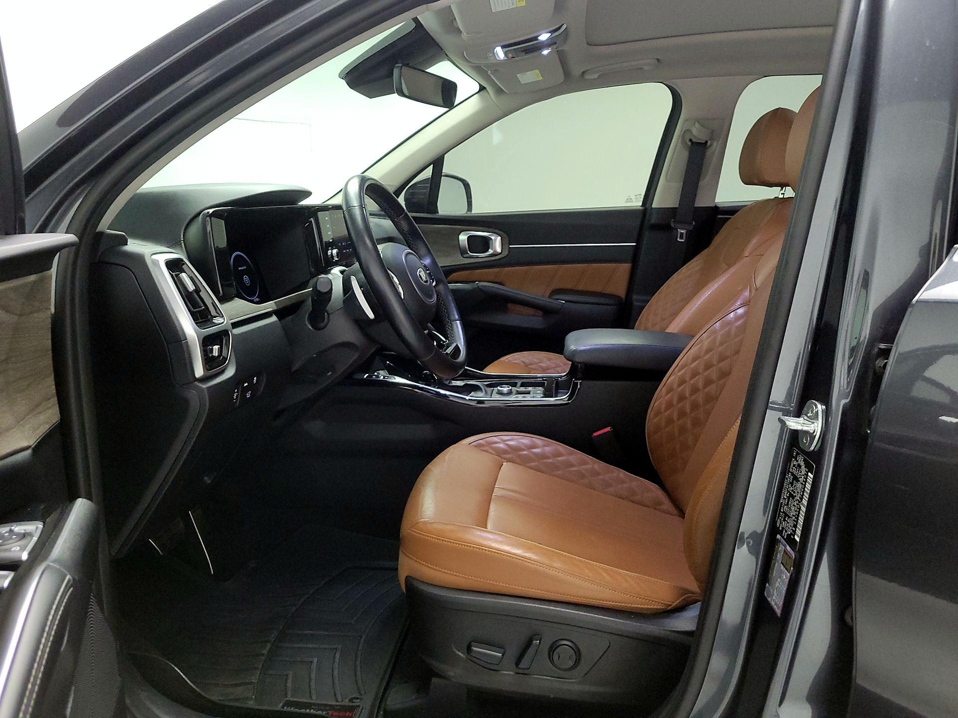 Thumbnail: 2021 Kia Sorento - 11