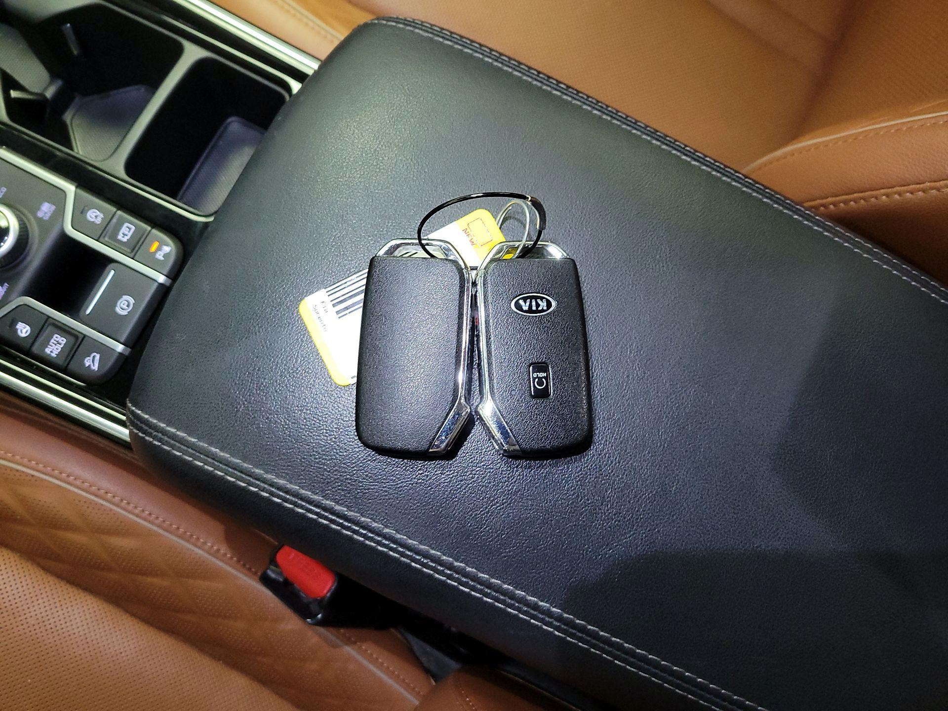 Thumbnail: 2021 Kia Sorento - 18