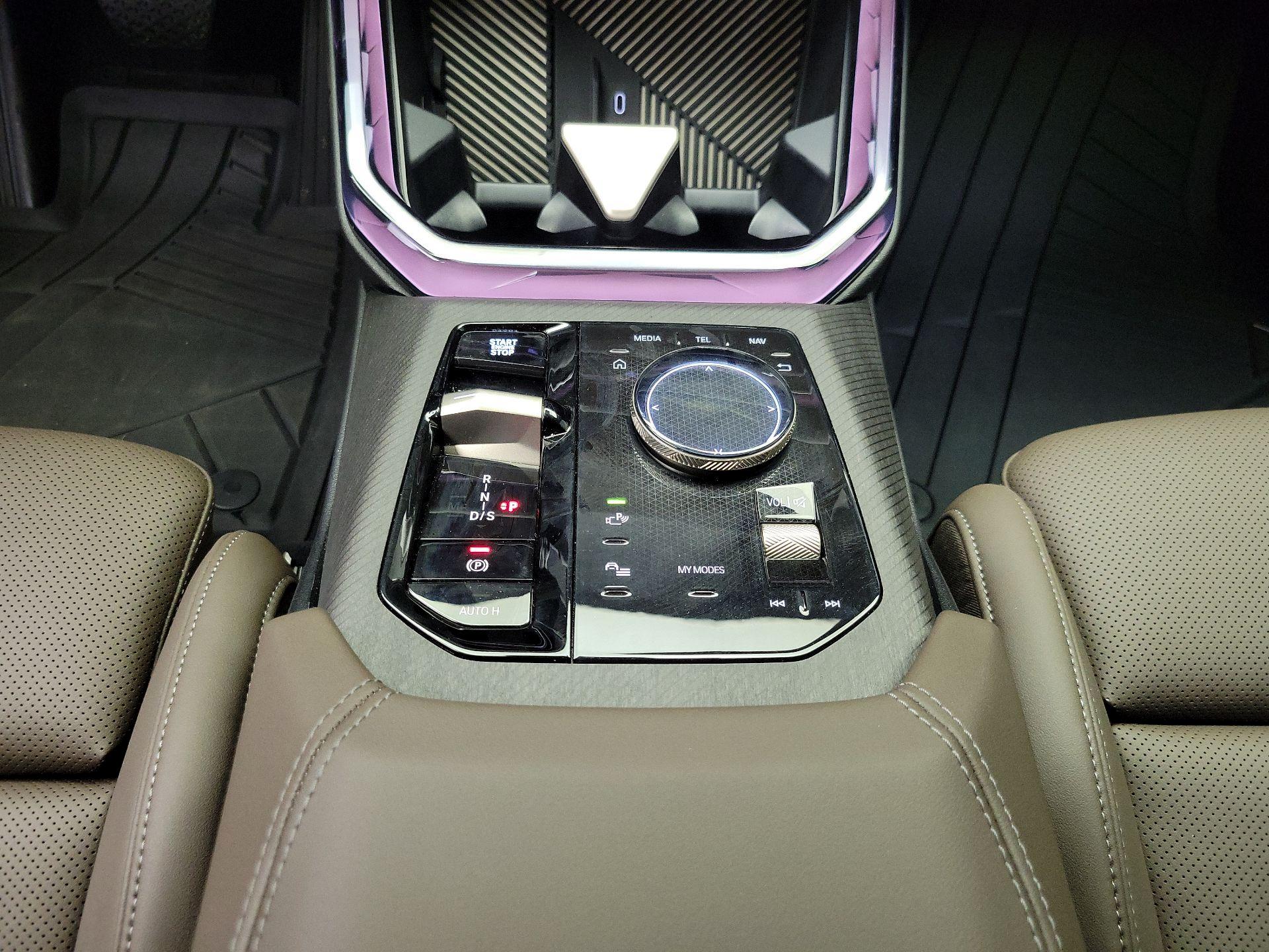 Thumbnail: 2025 BMW X3 - 16
