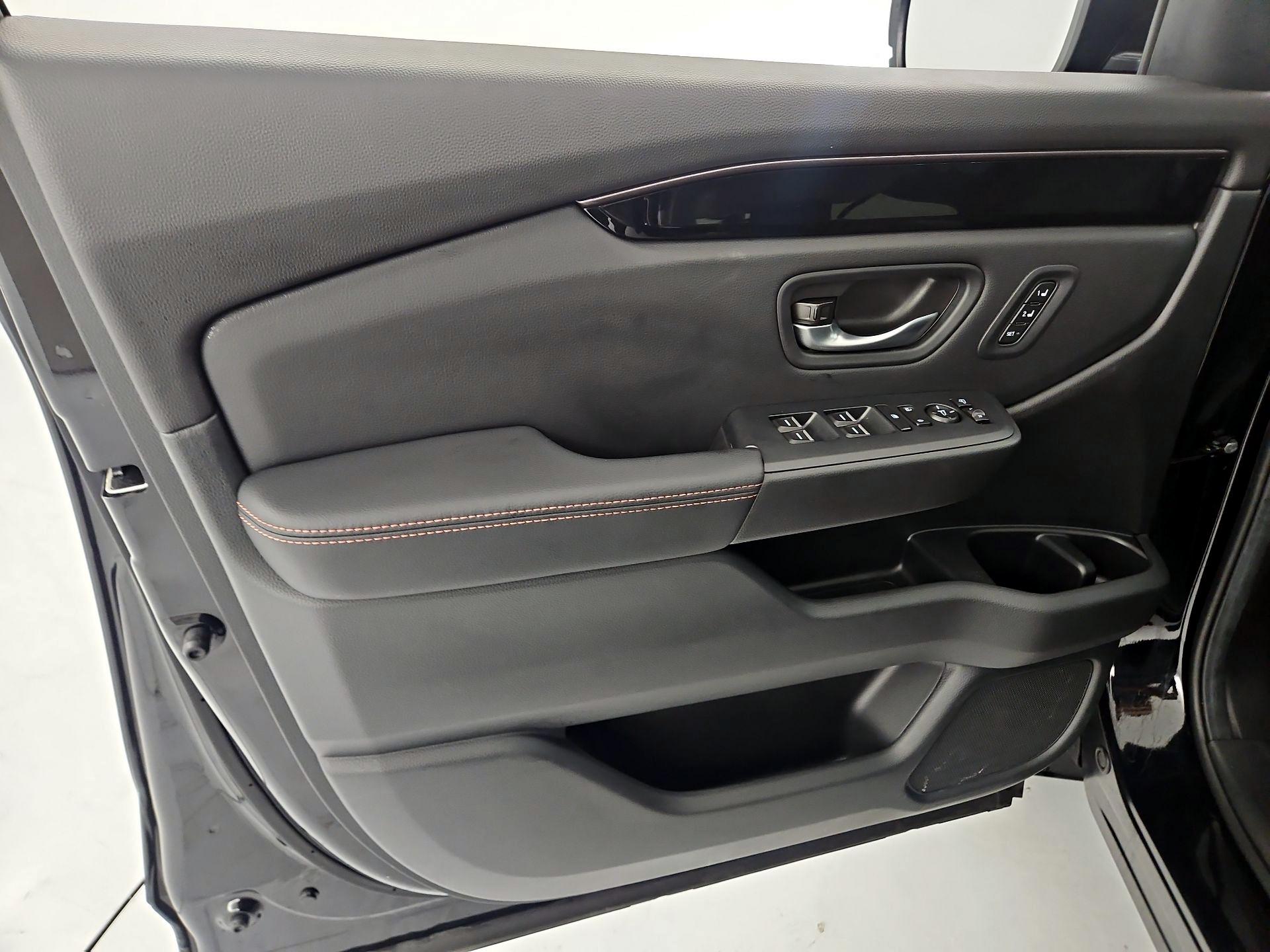 Thumbnail: 2025 Honda Pilot - 12