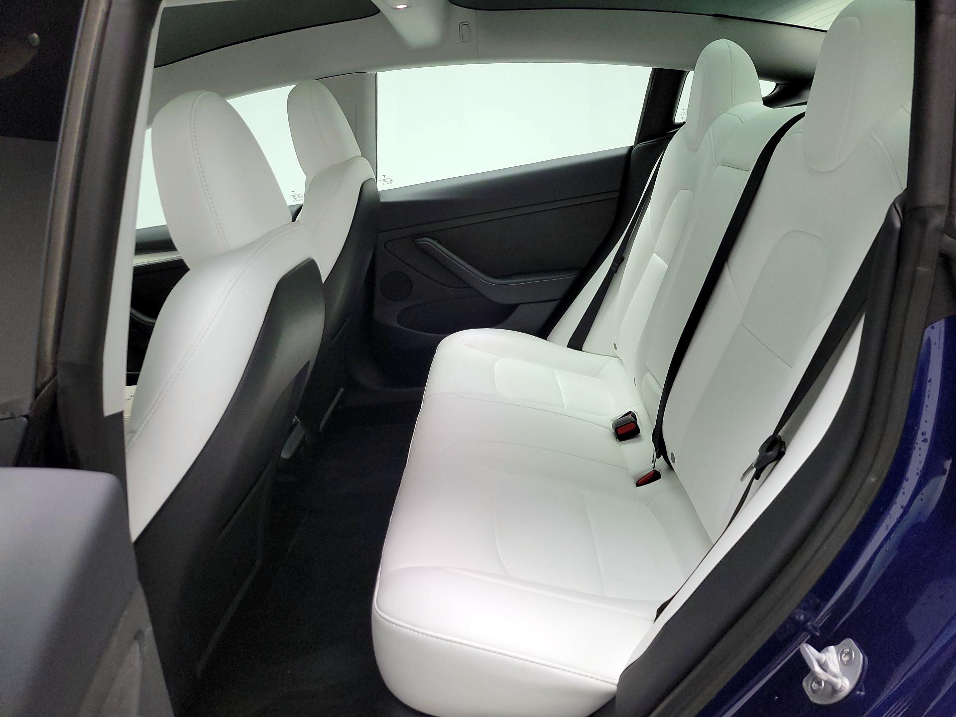 Thumbnail: 2023 Tesla Model 3 - 18
