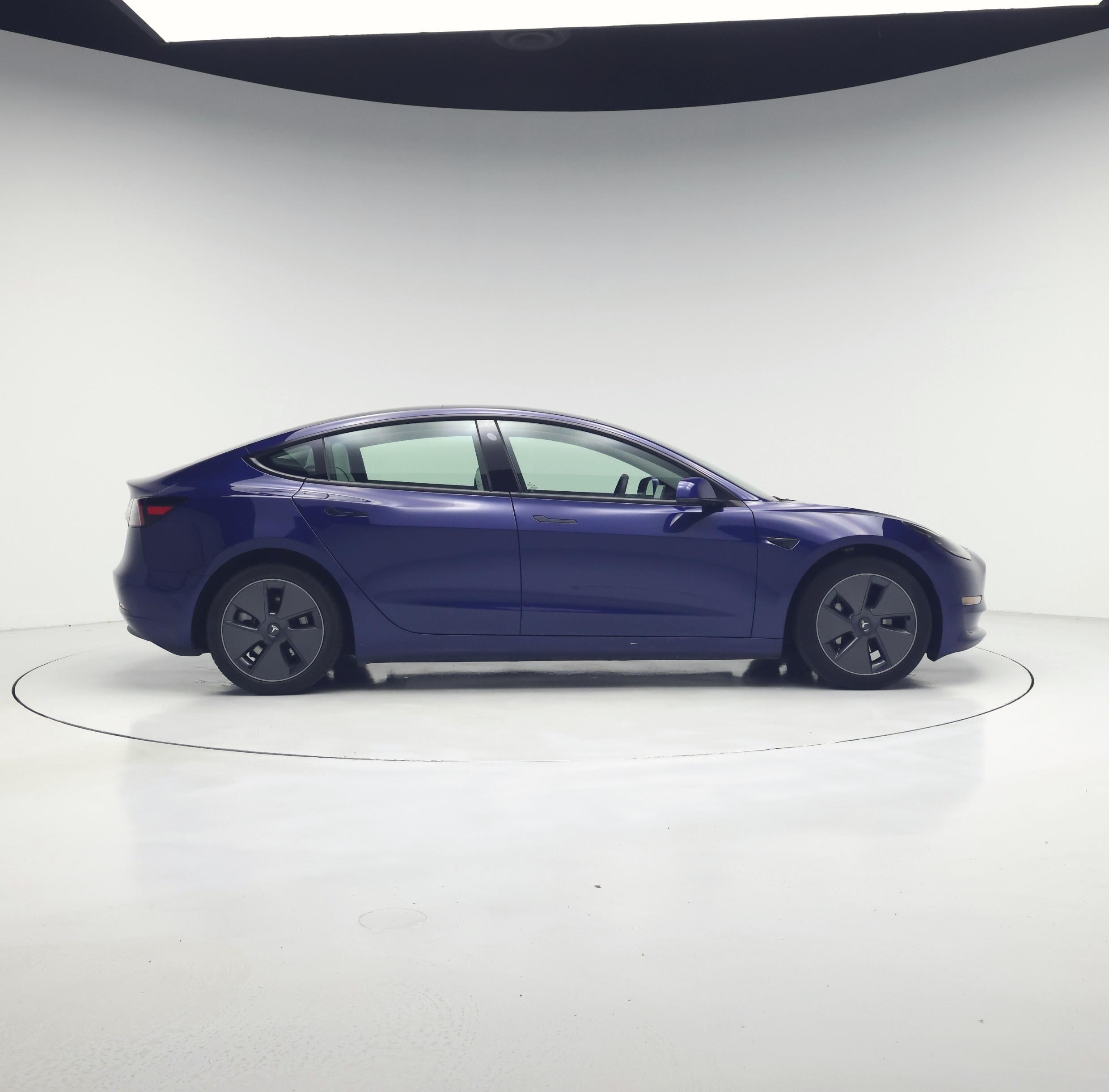 Thumbnail: 2023 Tesla Model 3 - 7