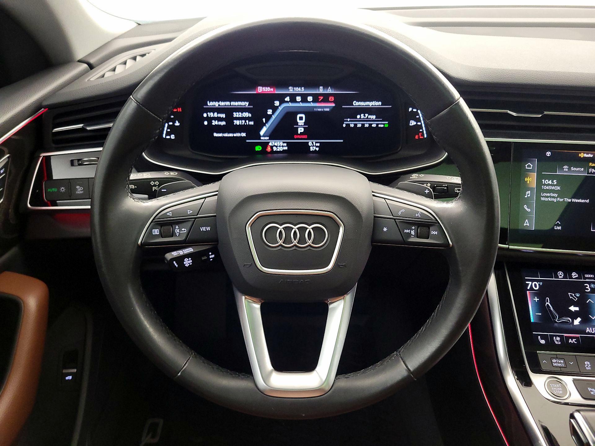Thumbnail: 2022 Audi Q8 - 10