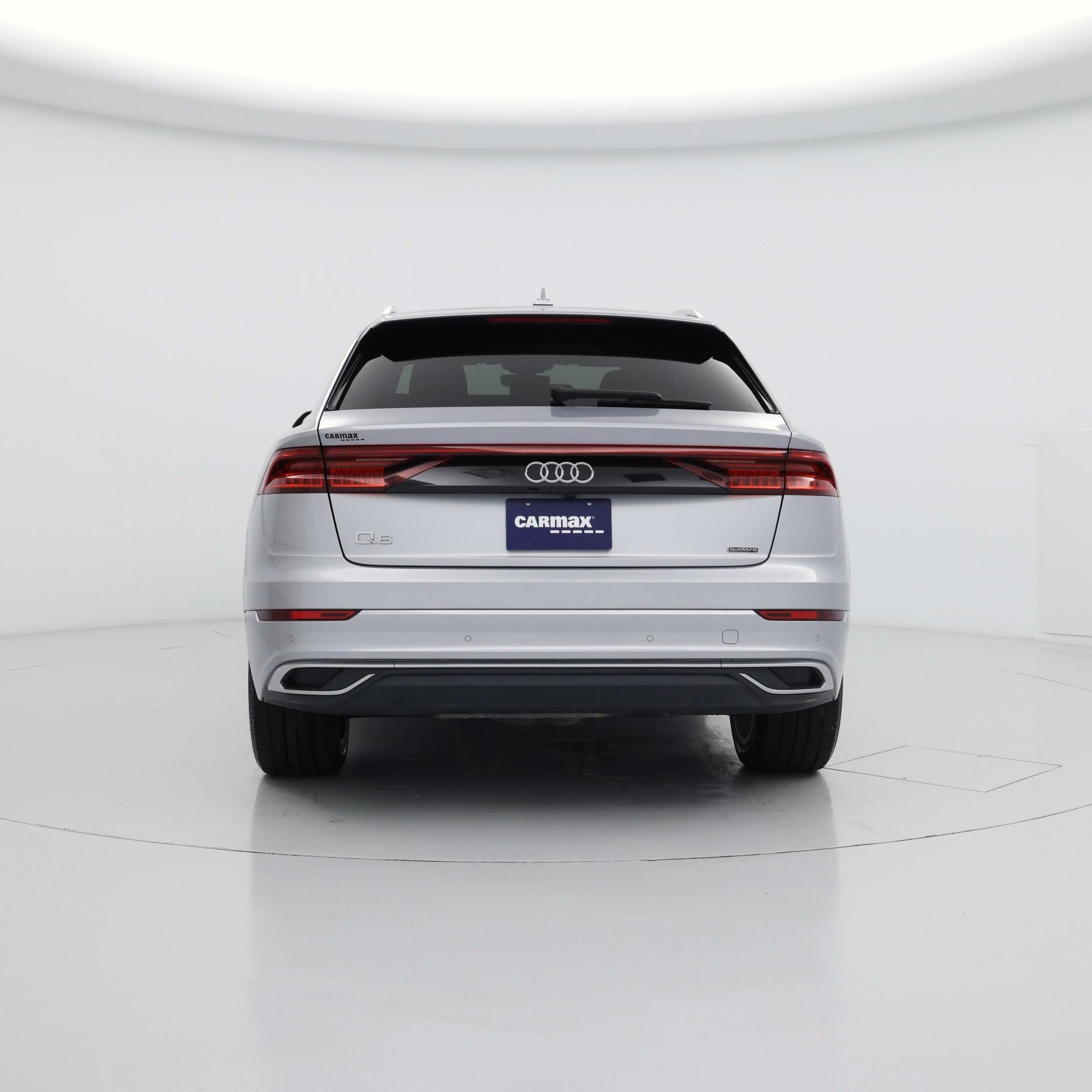 Thumbnail: 2022 Audi Q8 - 6