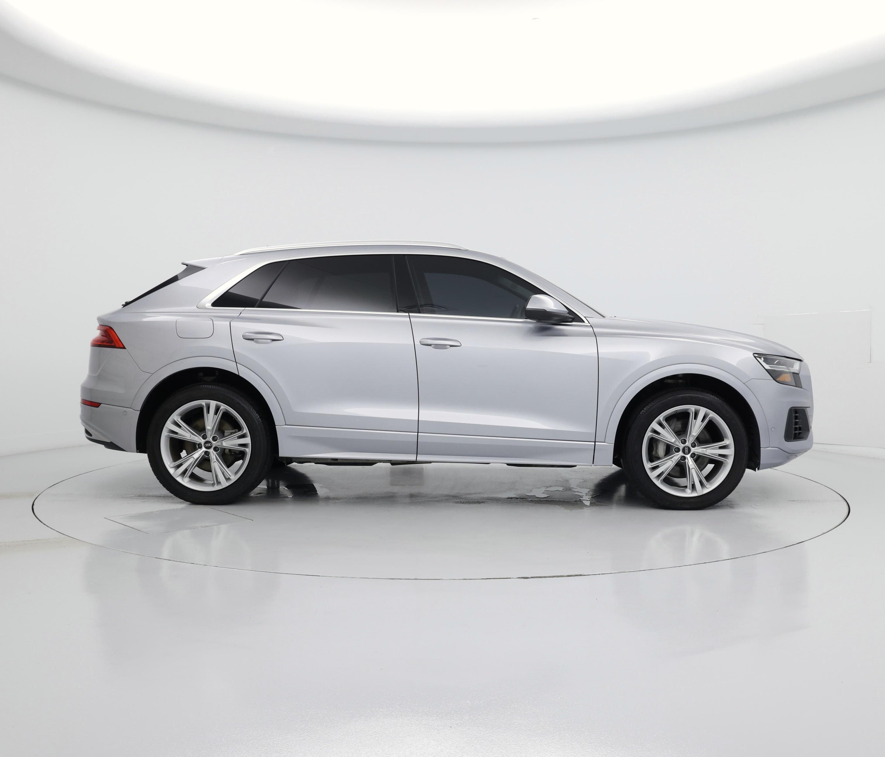 Thumbnail: 2022 Audi Q8 - 7
