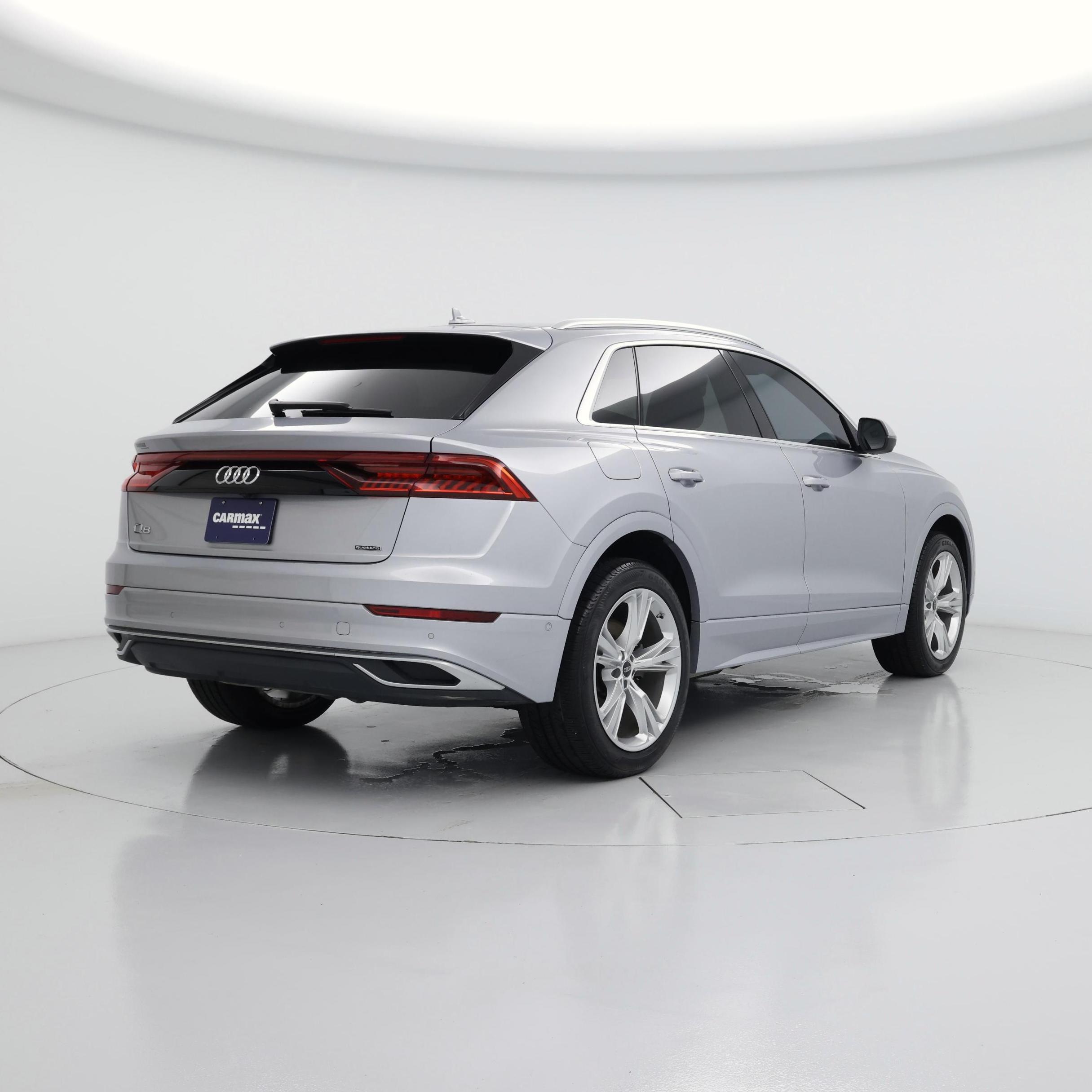 Thumbnail: 2022 Audi Q8 - 8