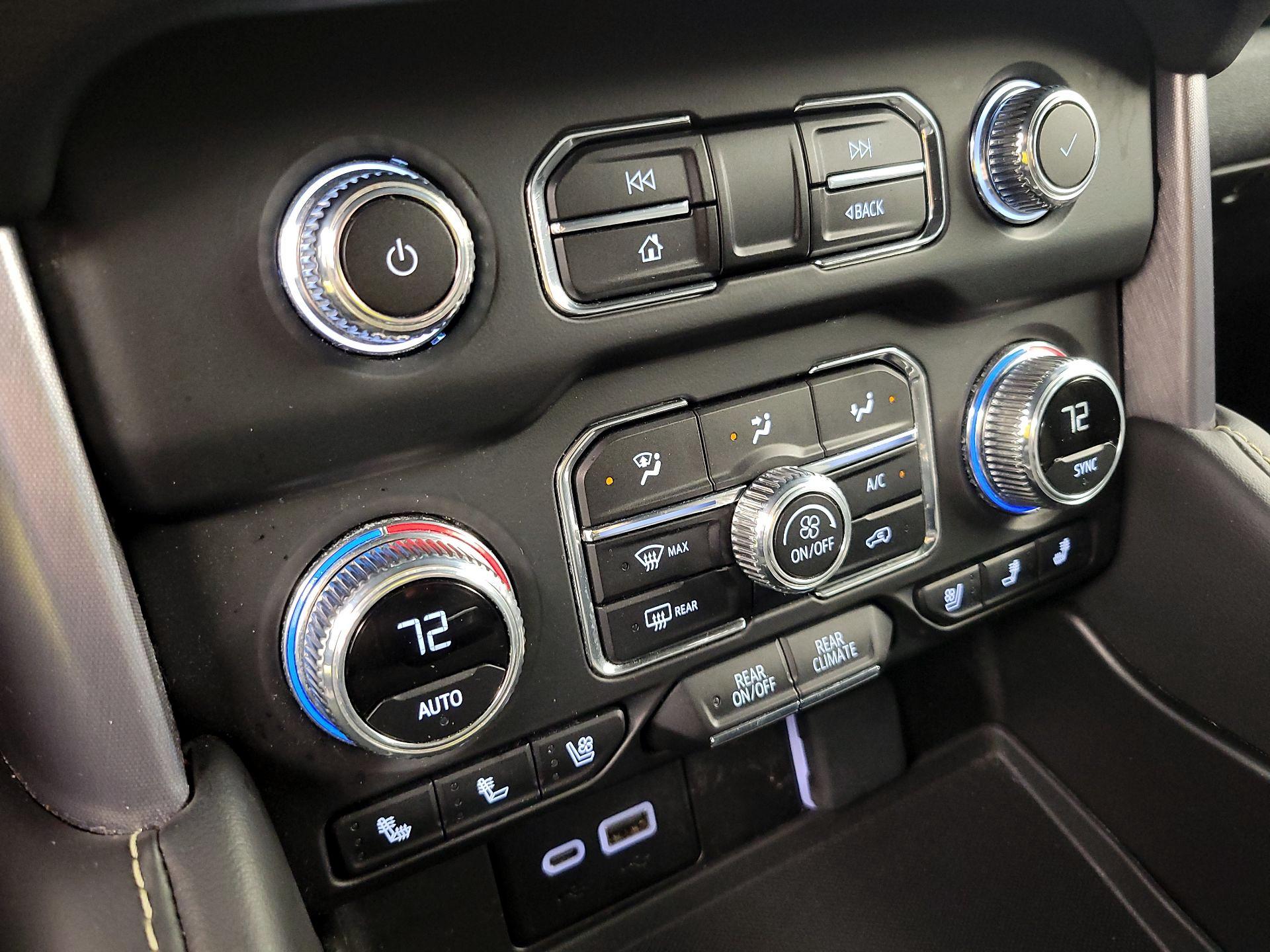 Thumbnail: 2024 GMC Yukon - 17