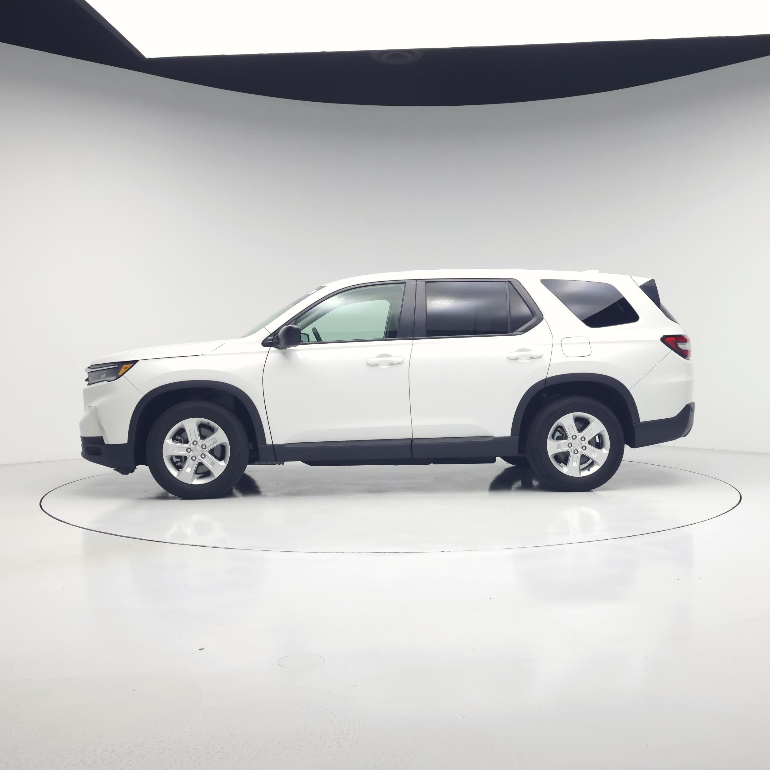 Thumbnail: 2023 Honda Pilot - 3