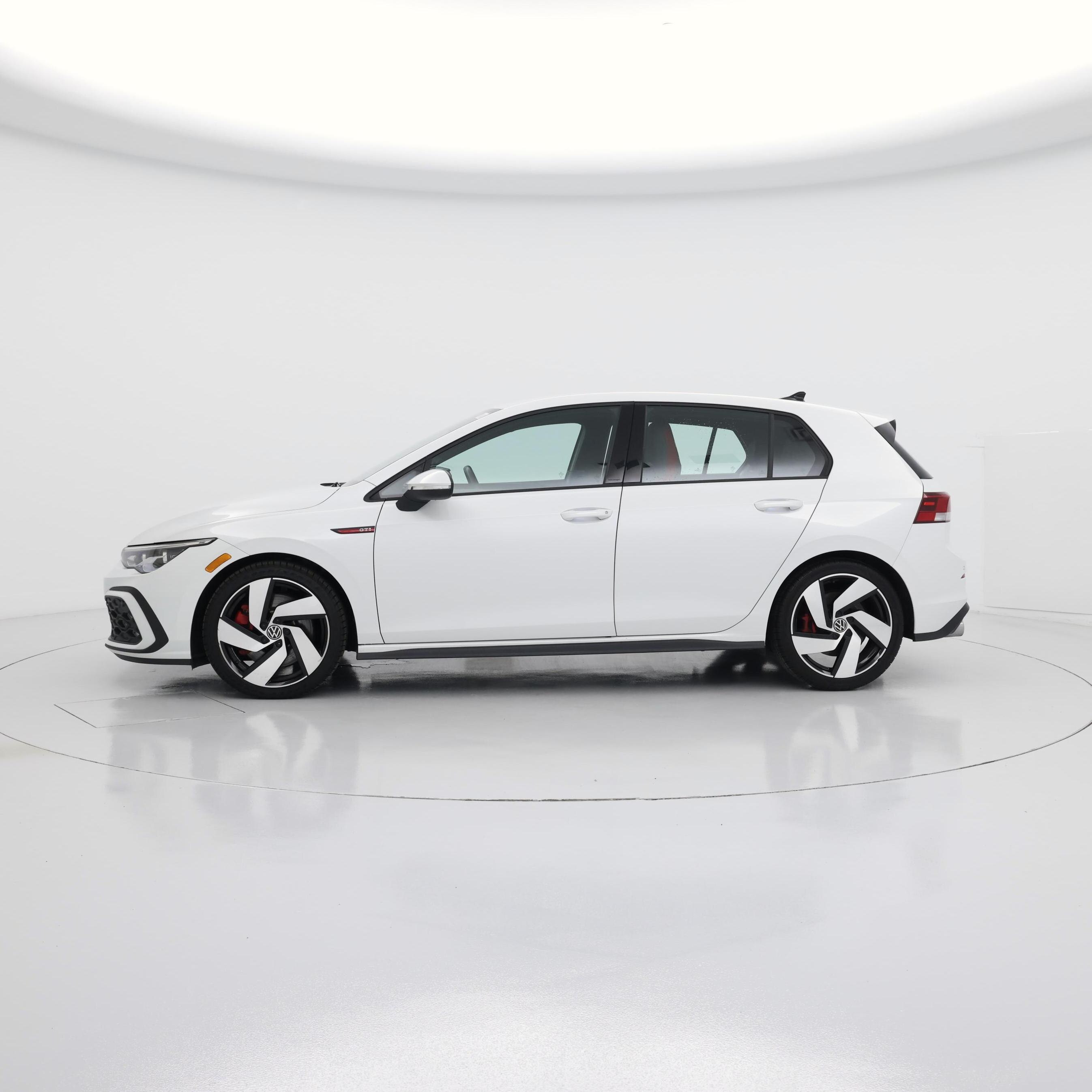 Thumbnail: 2024 Volkswagen Golf - 3