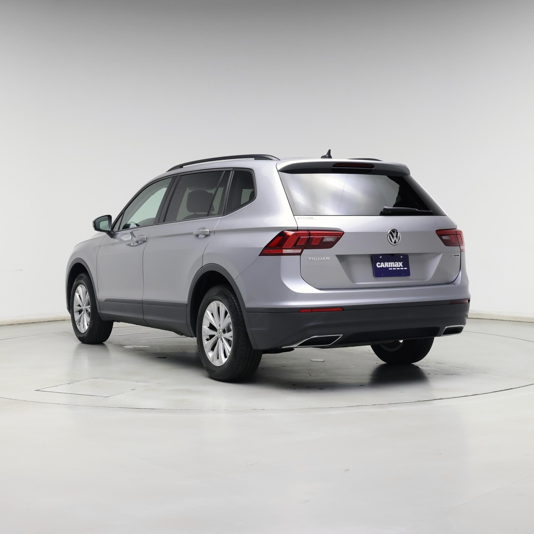 Thumbnail: 2020 Volkswagen Tiguan - 2
