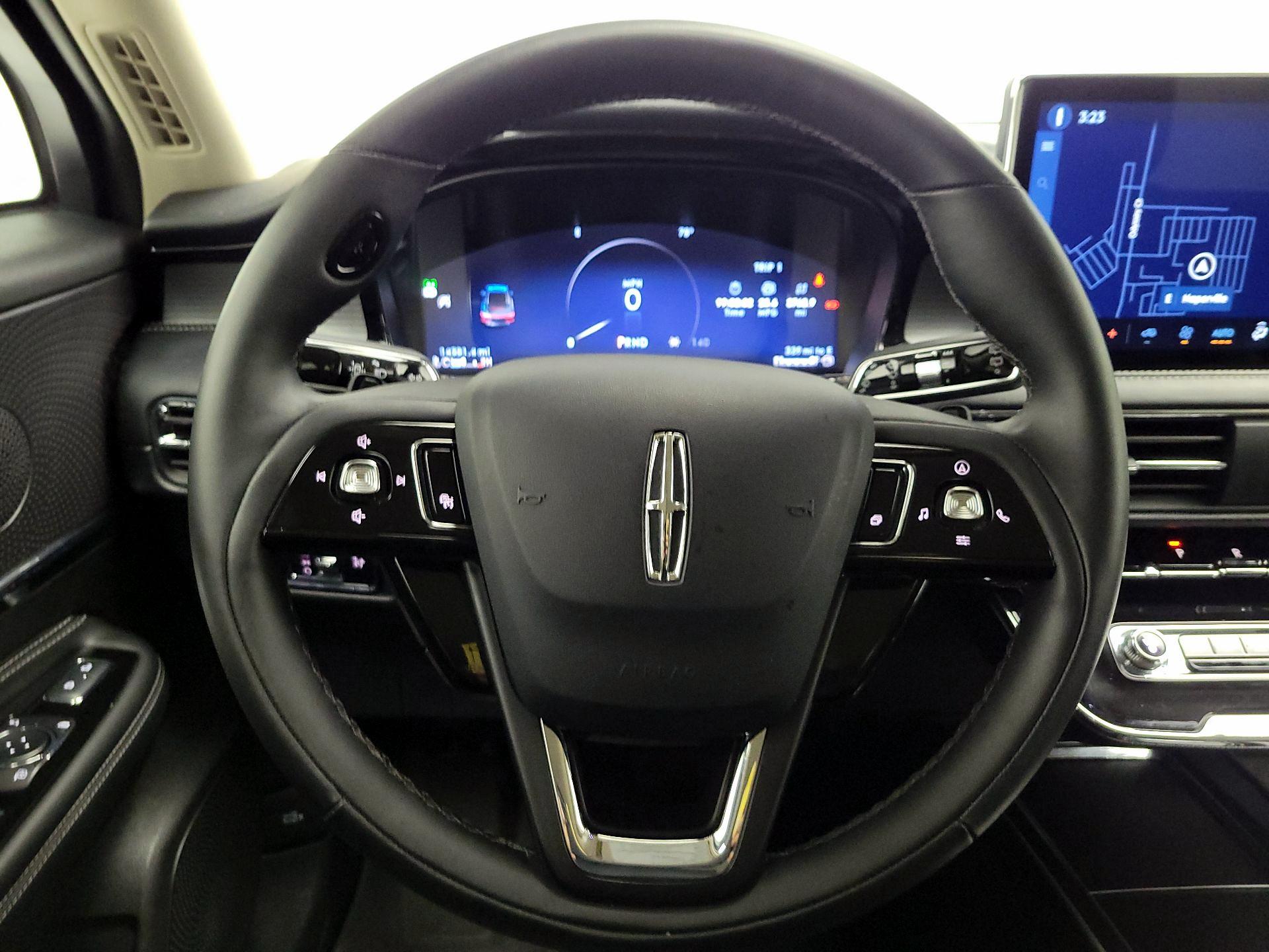 Thumbnail: 2024 Lincoln Corsair - 10