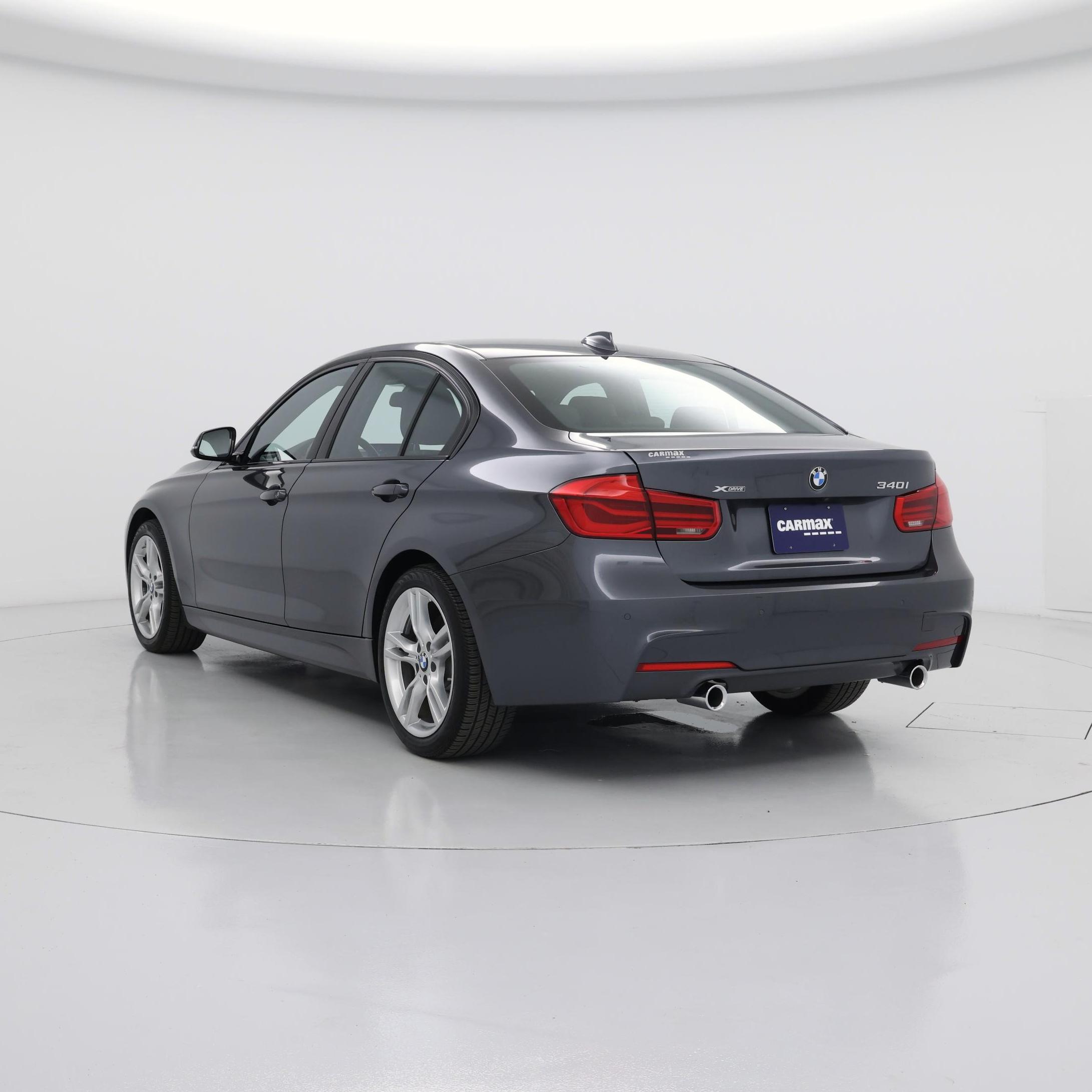 Thumbnail: 2018 BMW 3 Series - 2