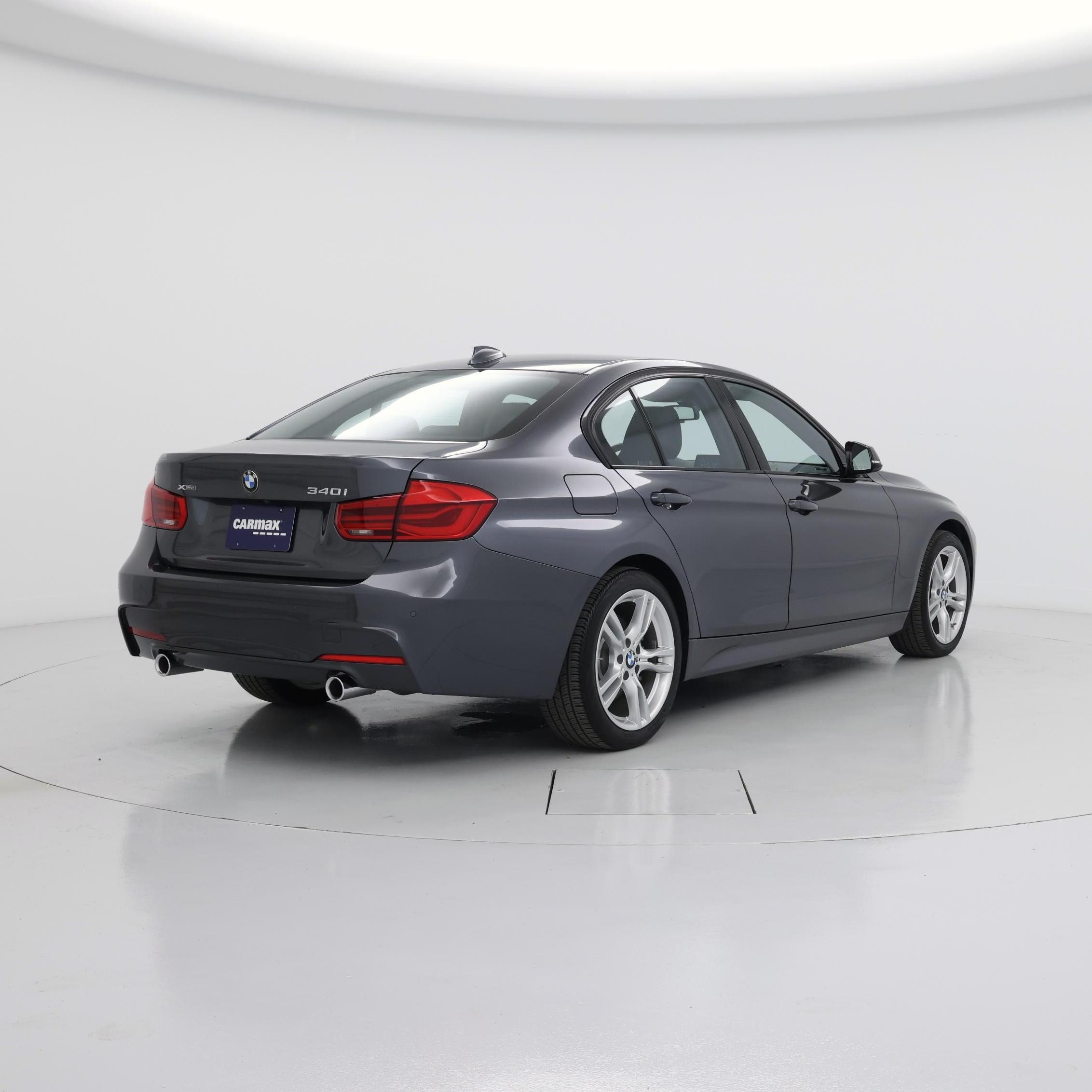 Thumbnail: 2018 BMW 3 Series - 8