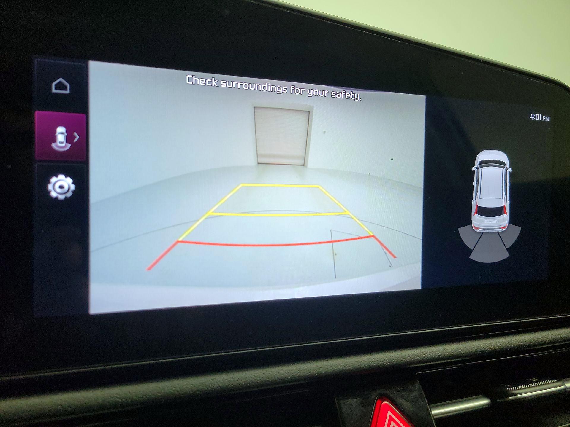 Thumbnail: 2023 Kia Niro - 15