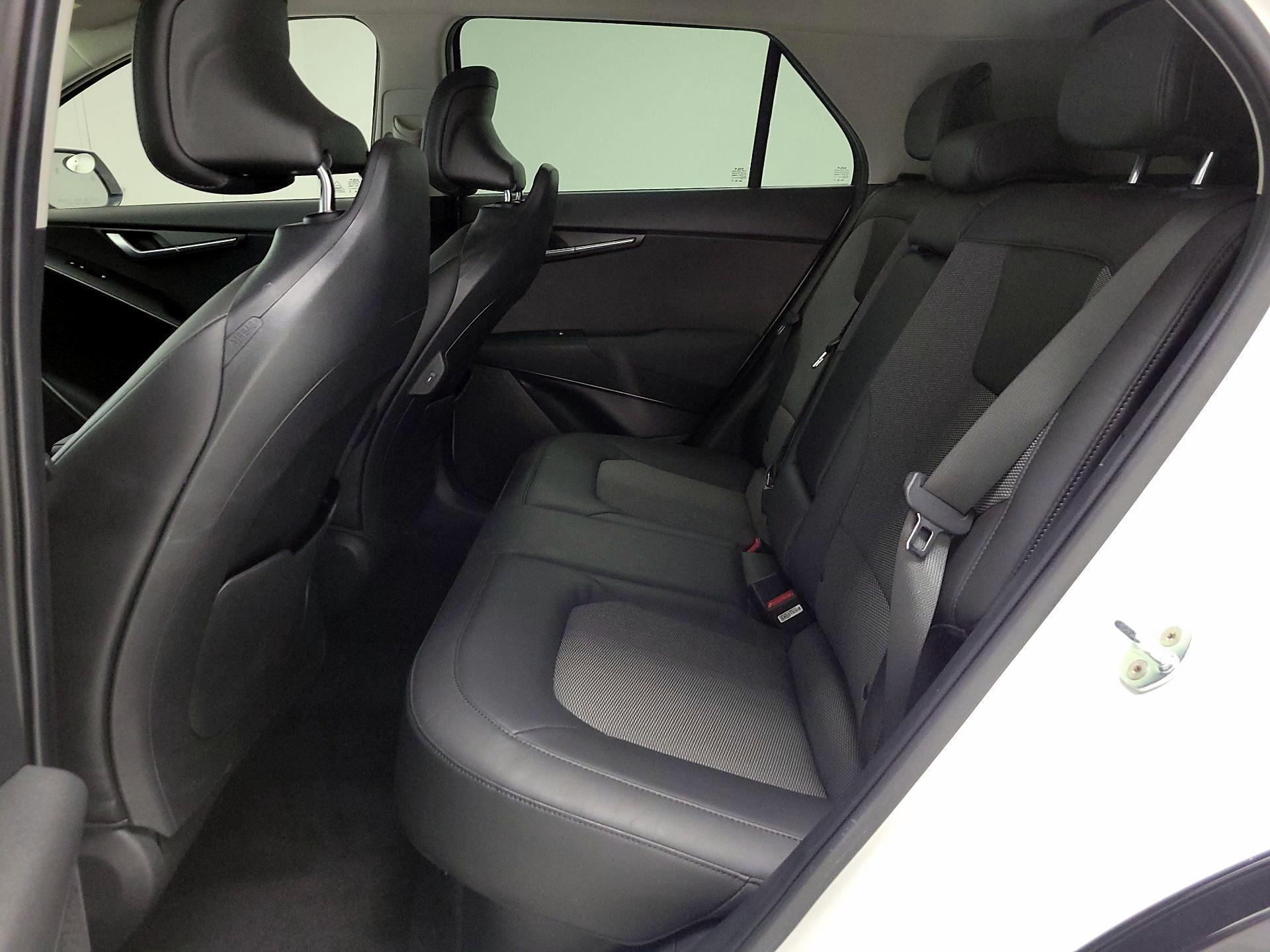 Thumbnail: 2023 Kia Niro - 20