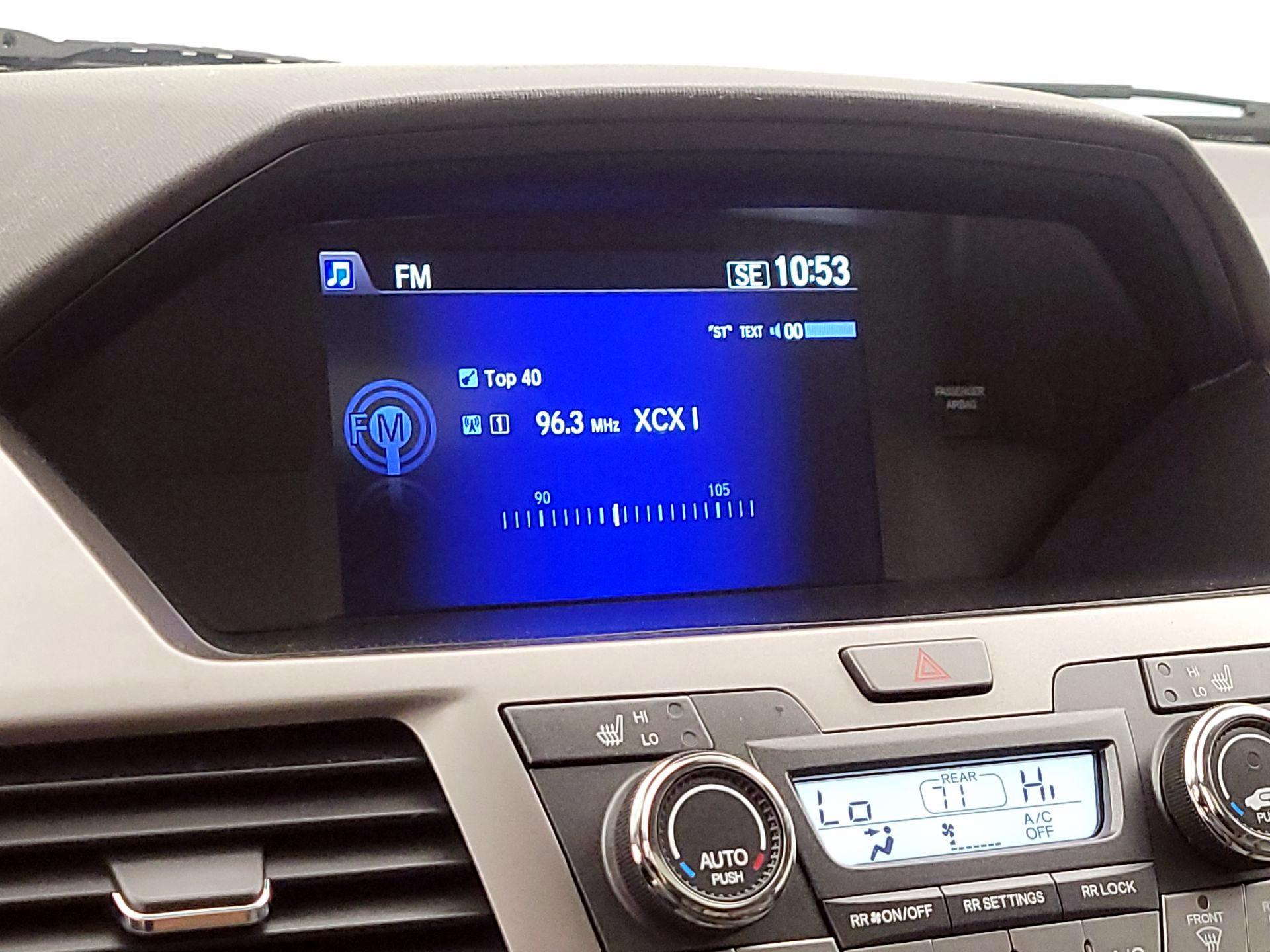 Thumbnail: 2016 Honda Odyssey - 15
