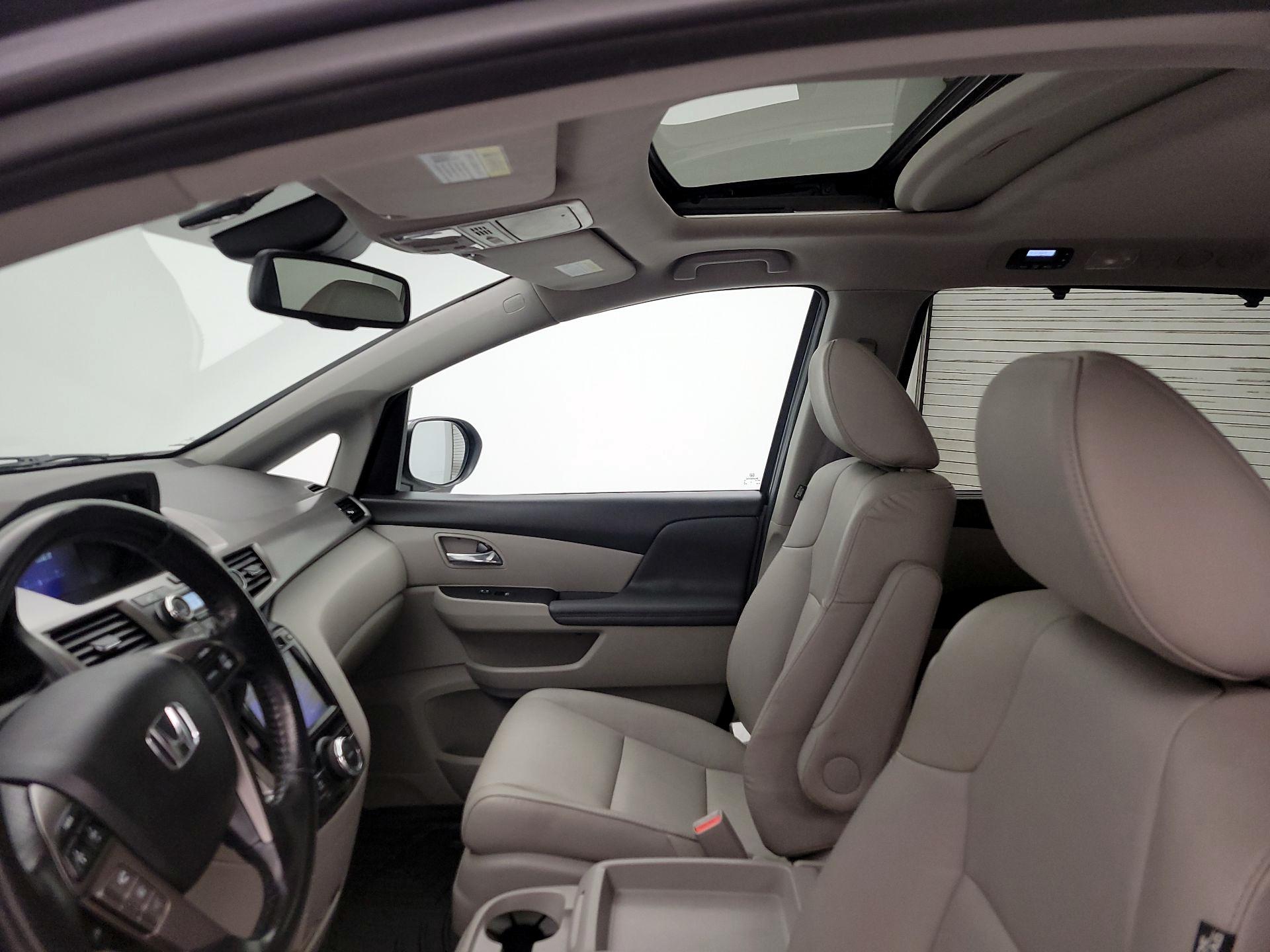 Thumbnail: 2016 Honda Odyssey - 19