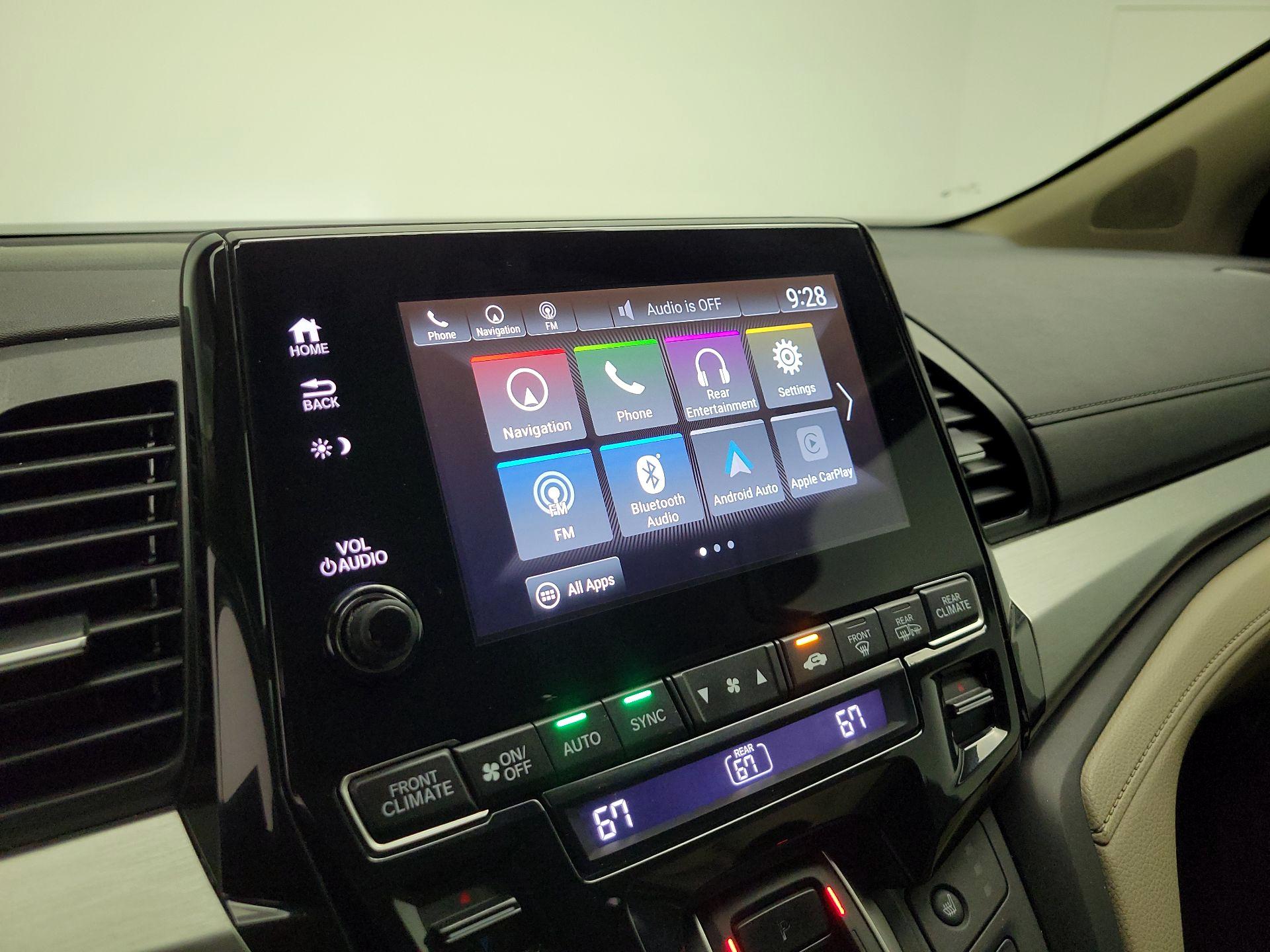 Thumbnail: 2019 Honda Odyssey - 16