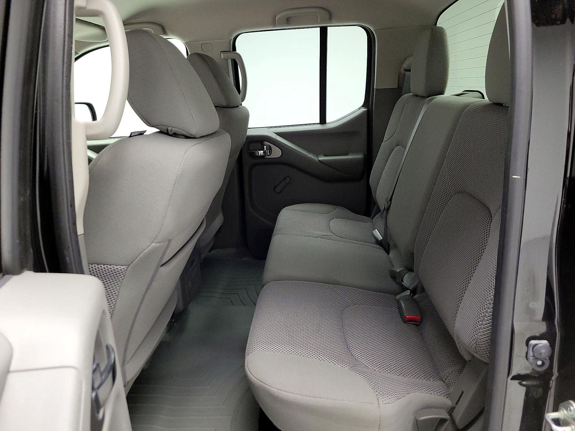 Thumbnail: 2018 Nissan Frontier - 18