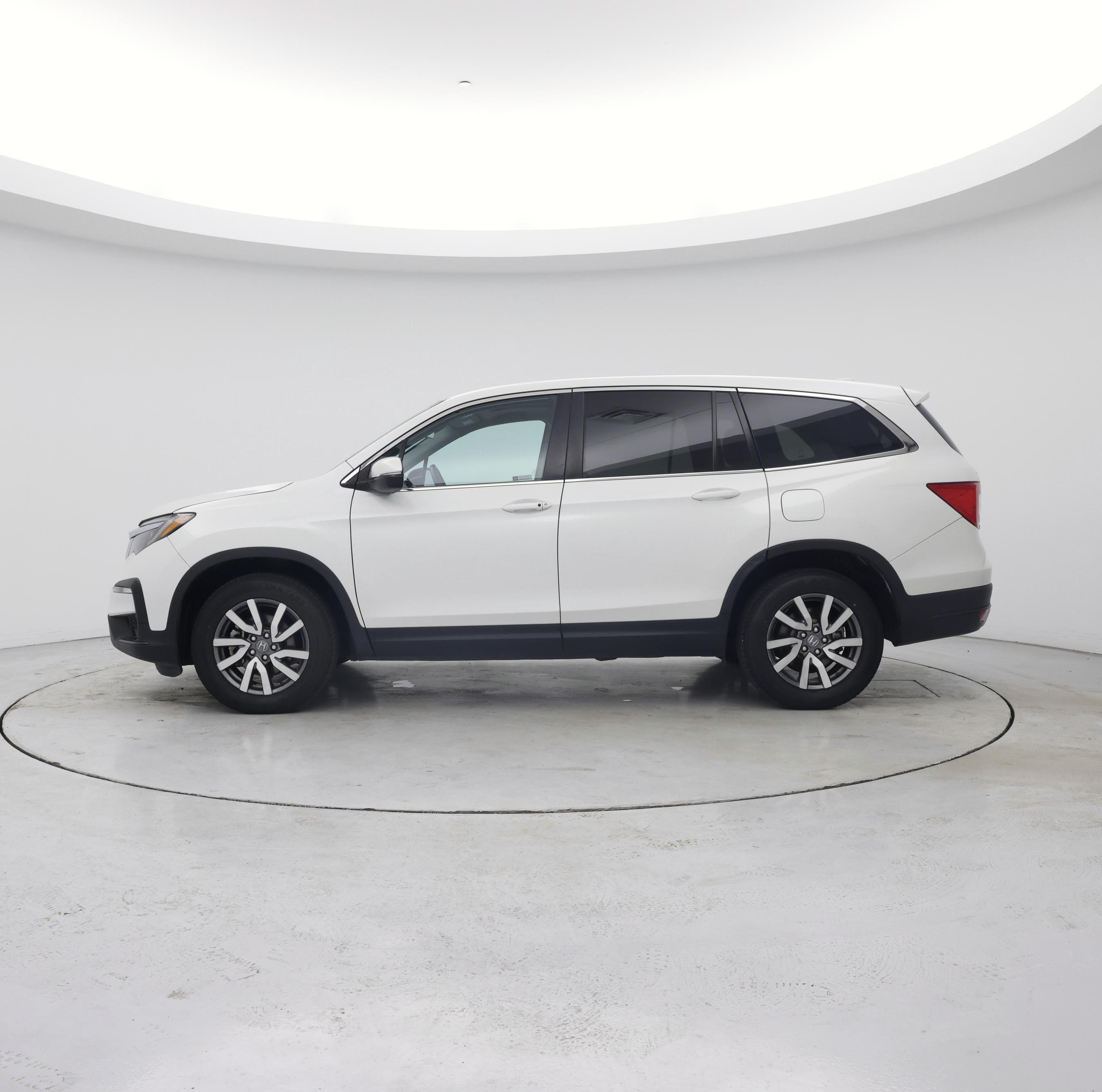 Thumbnail: 2021 Honda Pilot - 3
