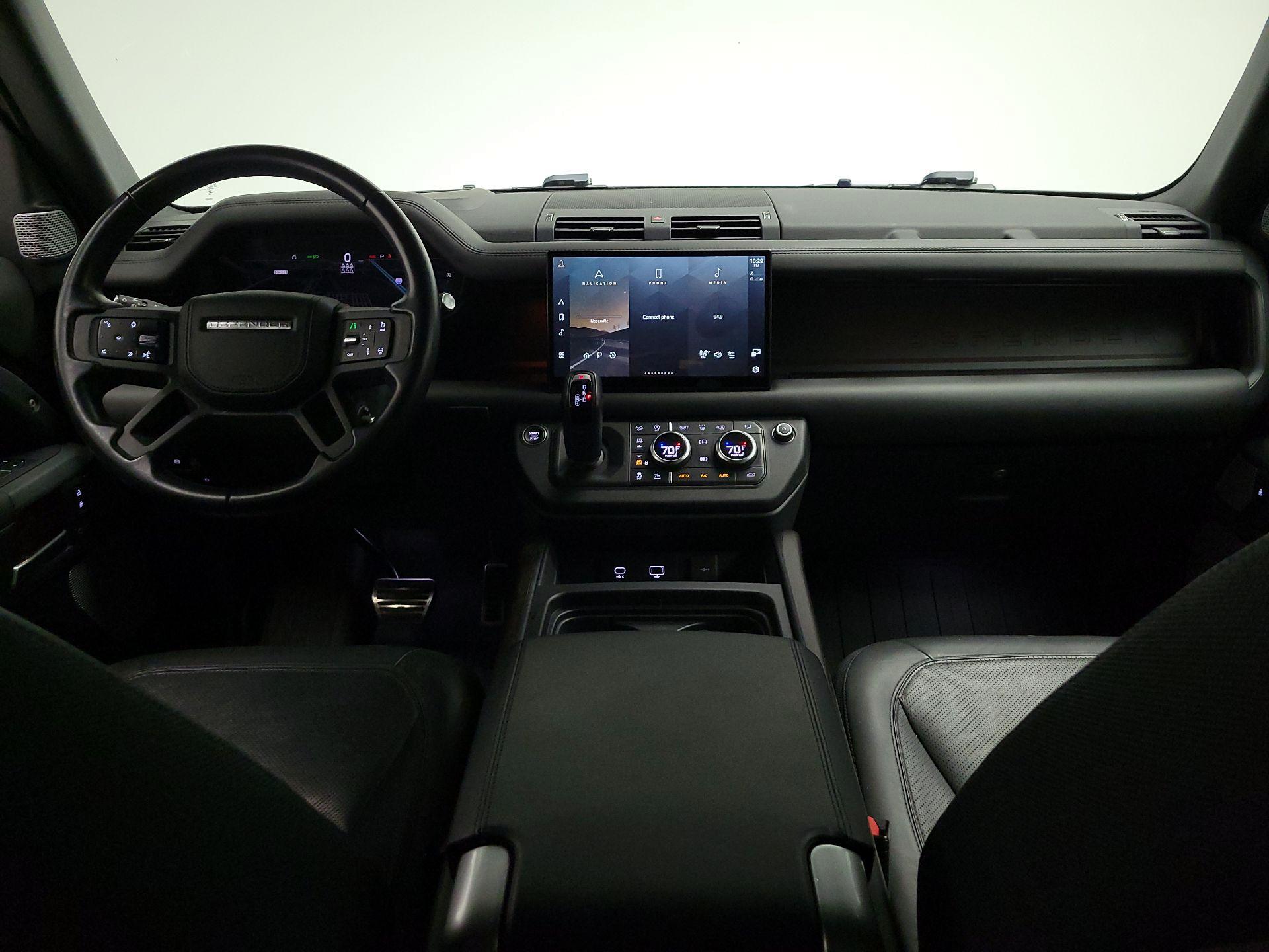 Thumbnail: 2023 Land Rover Defender - 9