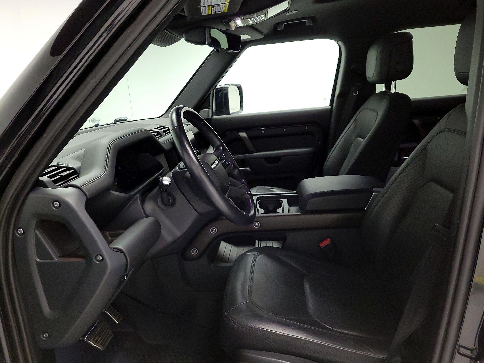 Thumbnail: 2023 Land Rover Defender - 11