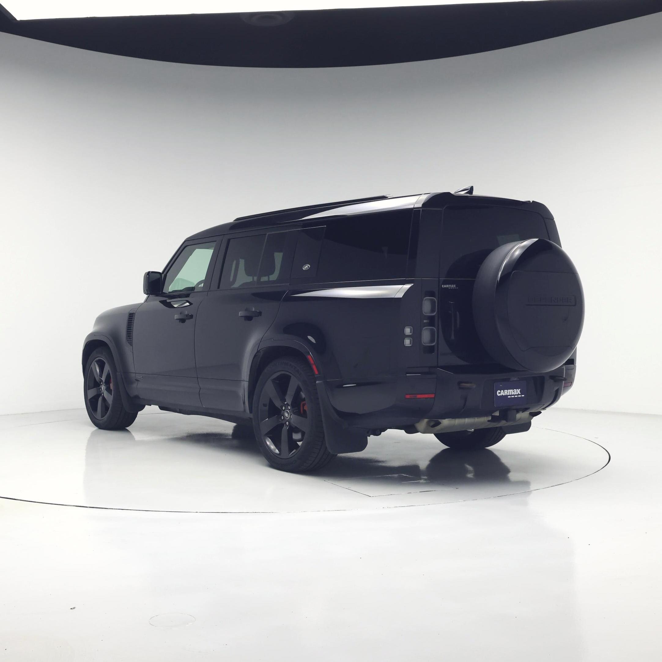 Thumbnail: 2023 Land Rover Defender - 2
