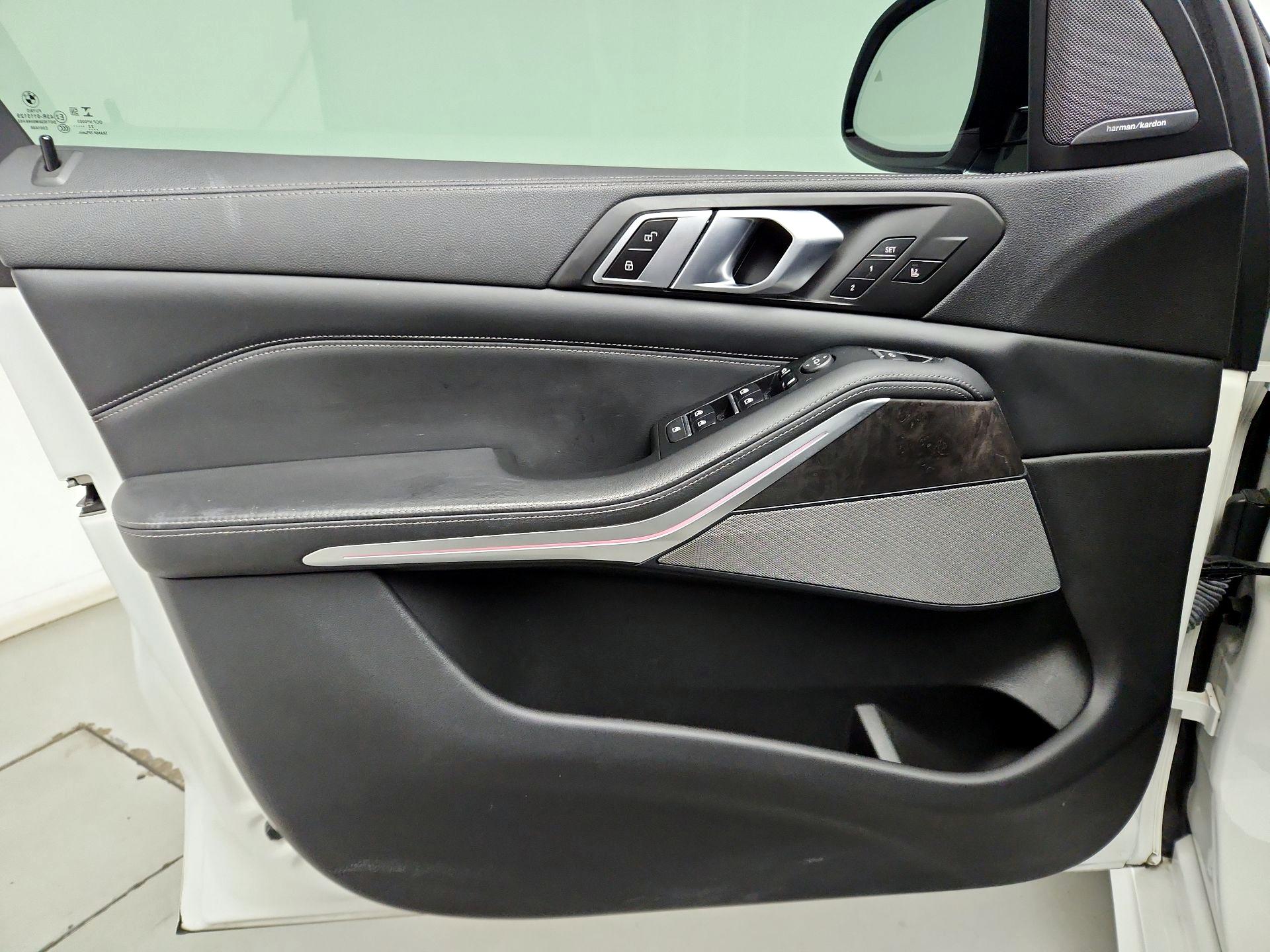 Thumbnail: 2023 BMW X5 - 12