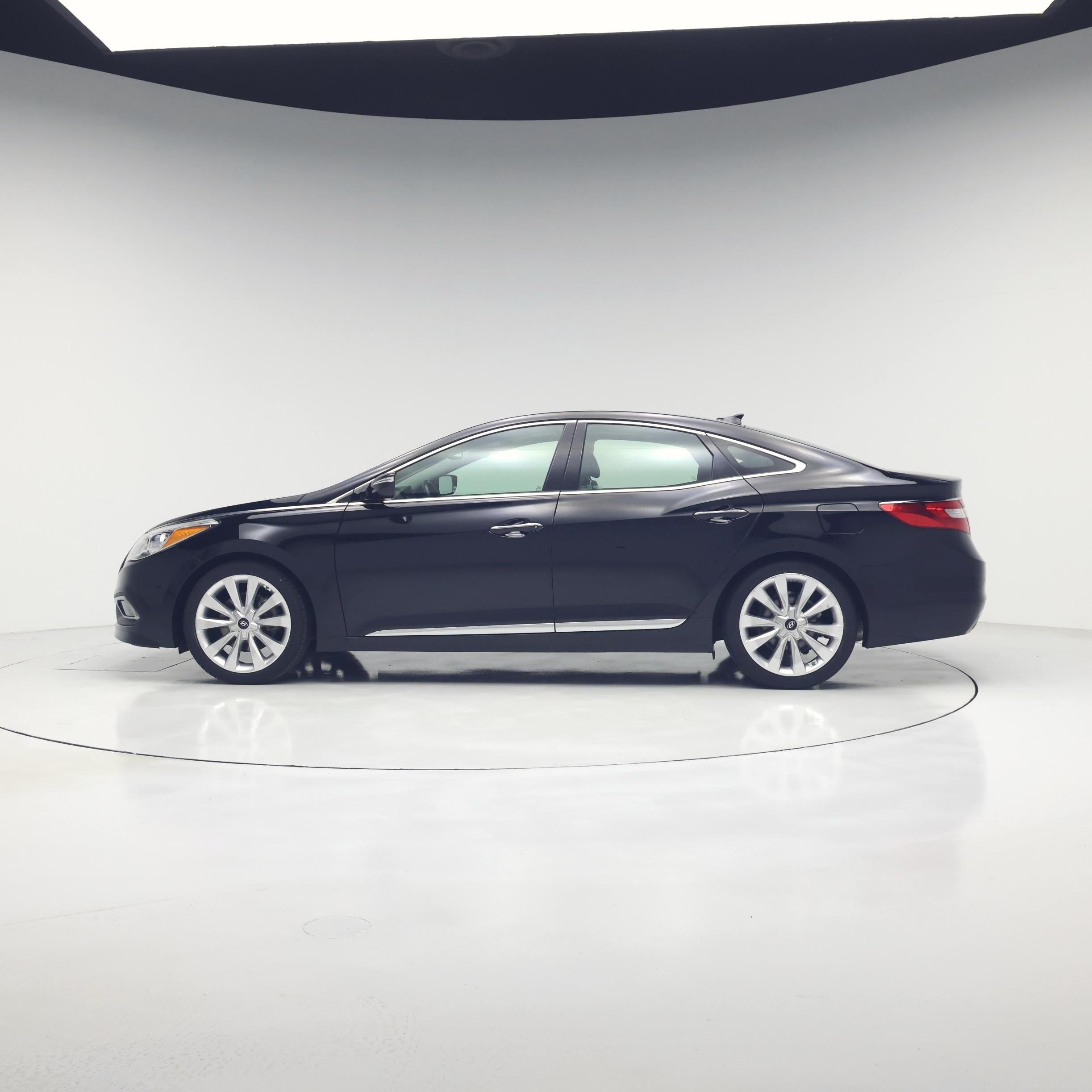 Thumbnail: 2017 Hyundai Azera - 7