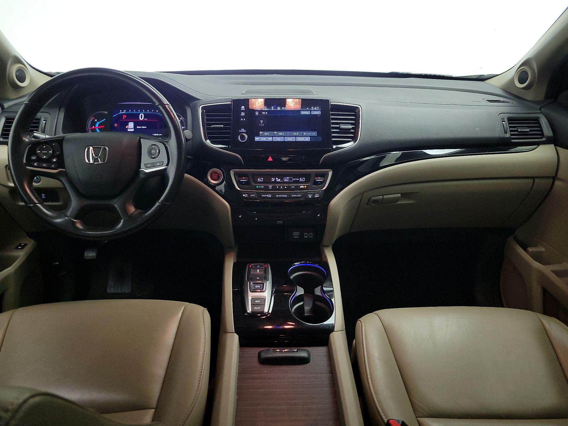 Thumbnail: 2019 Honda Pilot - 9