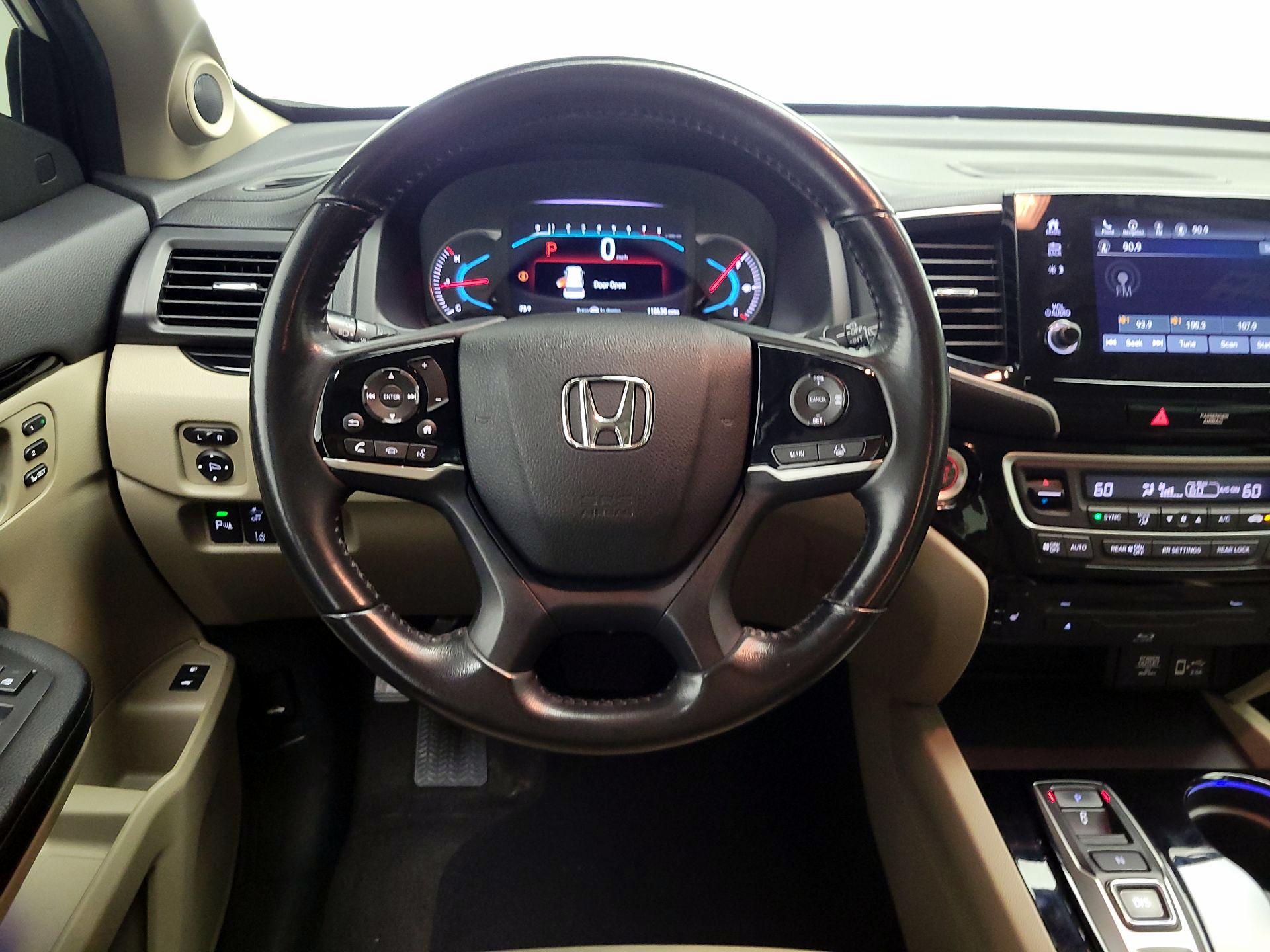 Thumbnail: 2019 Honda Pilot - 10