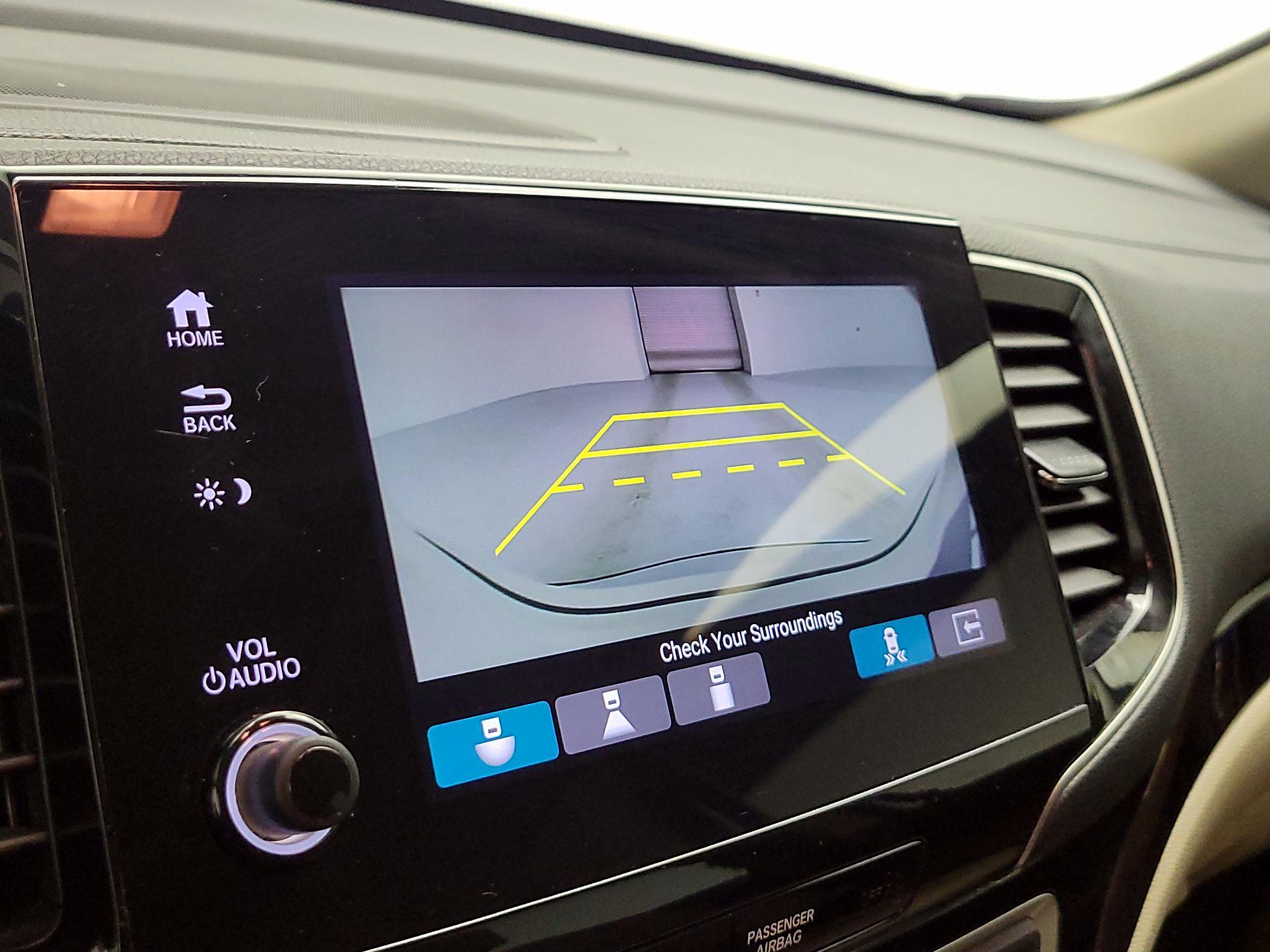Thumbnail: 2019 Honda Pilot - 13