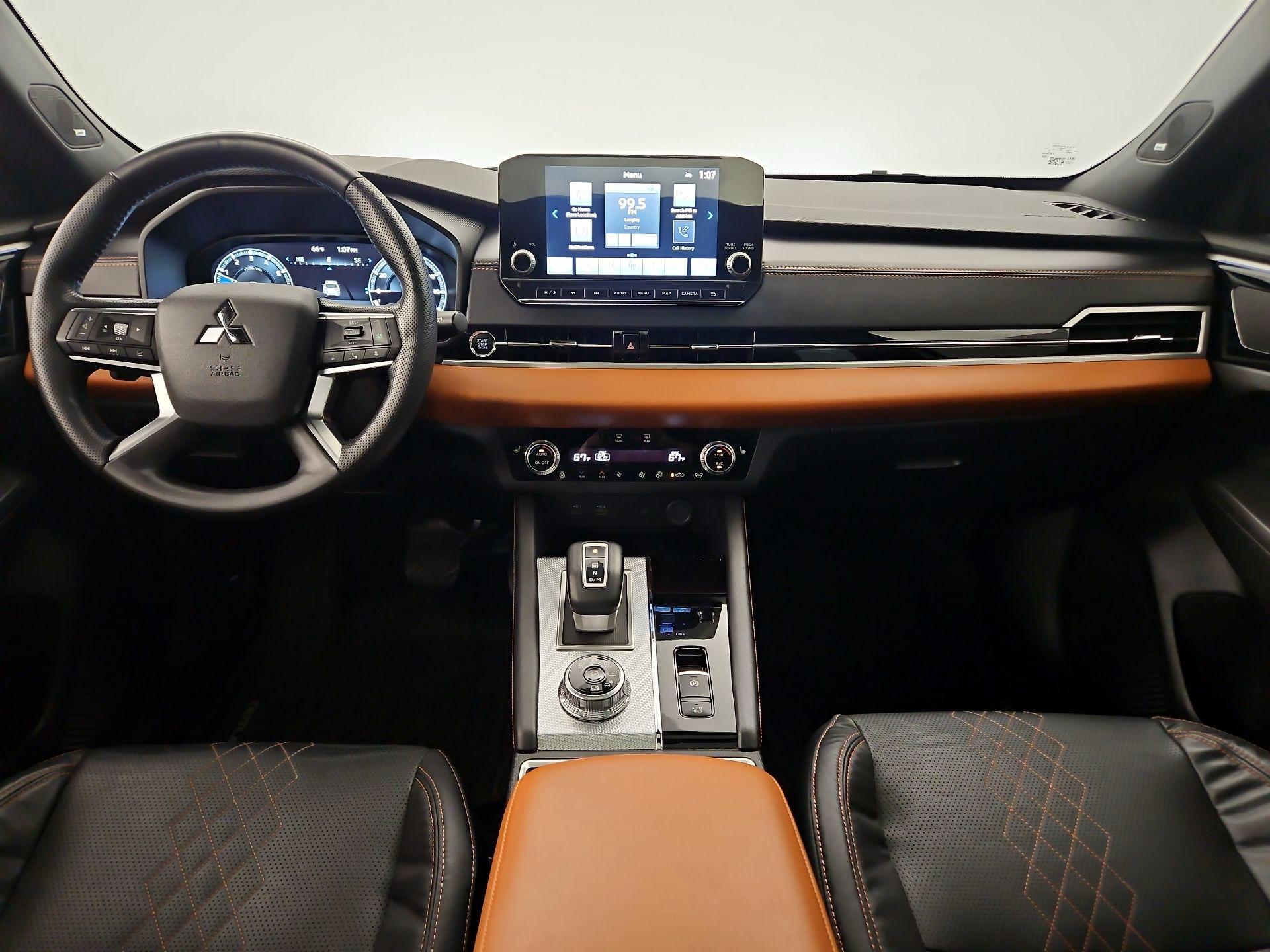 Thumbnail: 2022 Mitsubishi Outlander - 9