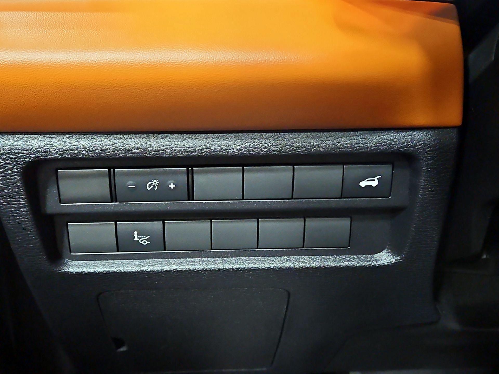 Thumbnail: 2022 Mitsubishi Outlander - 13