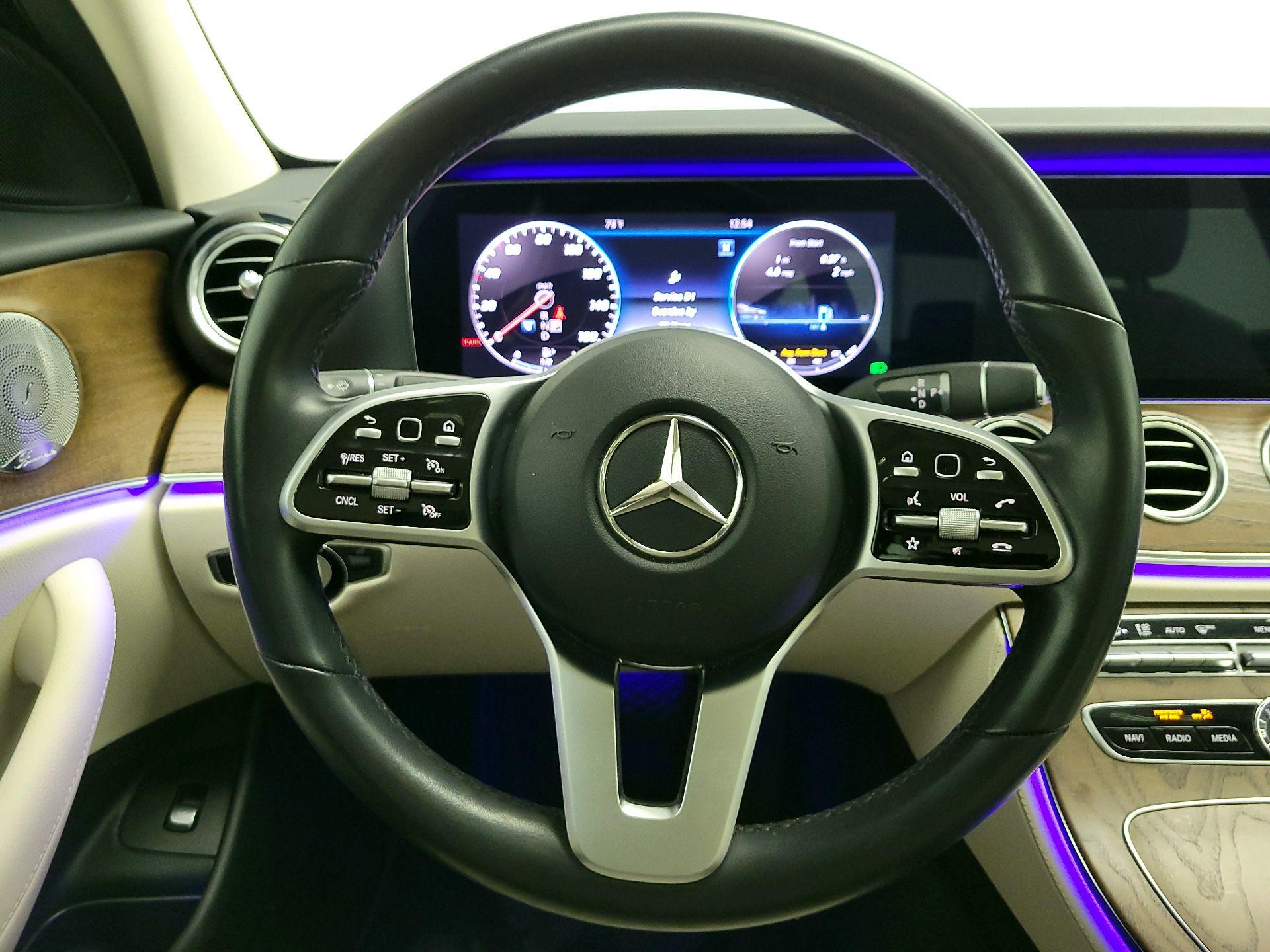 Thumbnail: 2020 Mercedes-Benz E-Class - 10