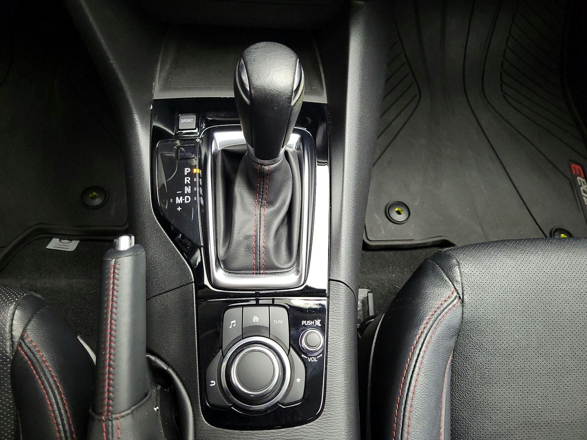 Thumbnail: 2014 Mazda Mazda3 - 18