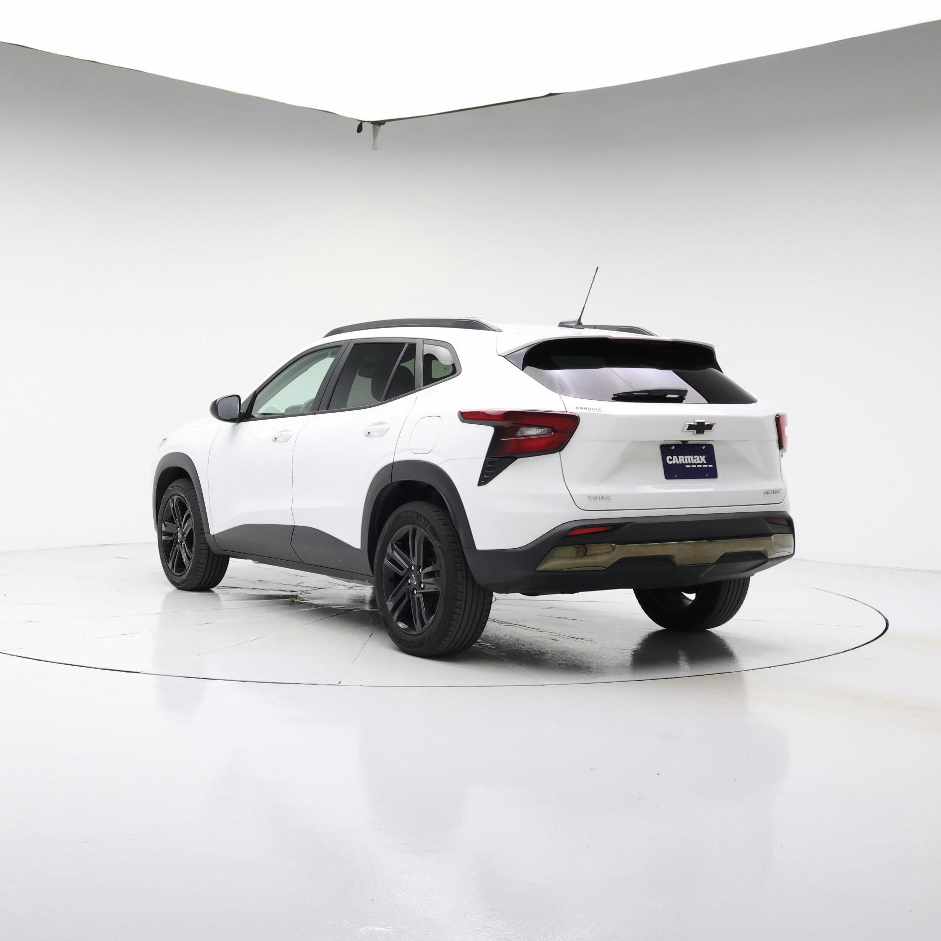 Thumbnail: 2024 Chevrolet Trax - 2