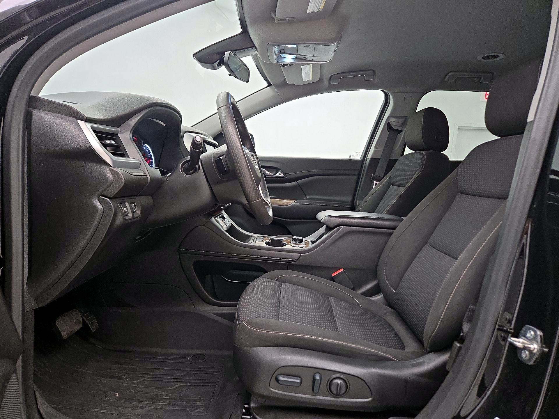 Thumbnail: 2022 GMC Acadia - 11