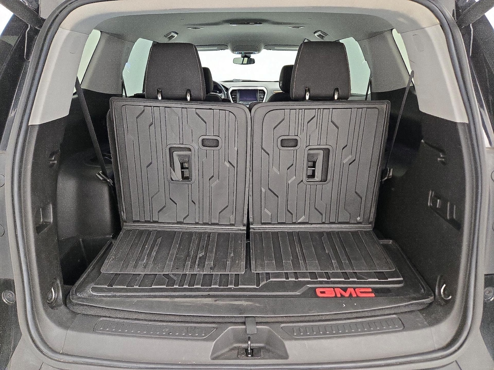 2022 GMC Acadia SLE - Photo 22