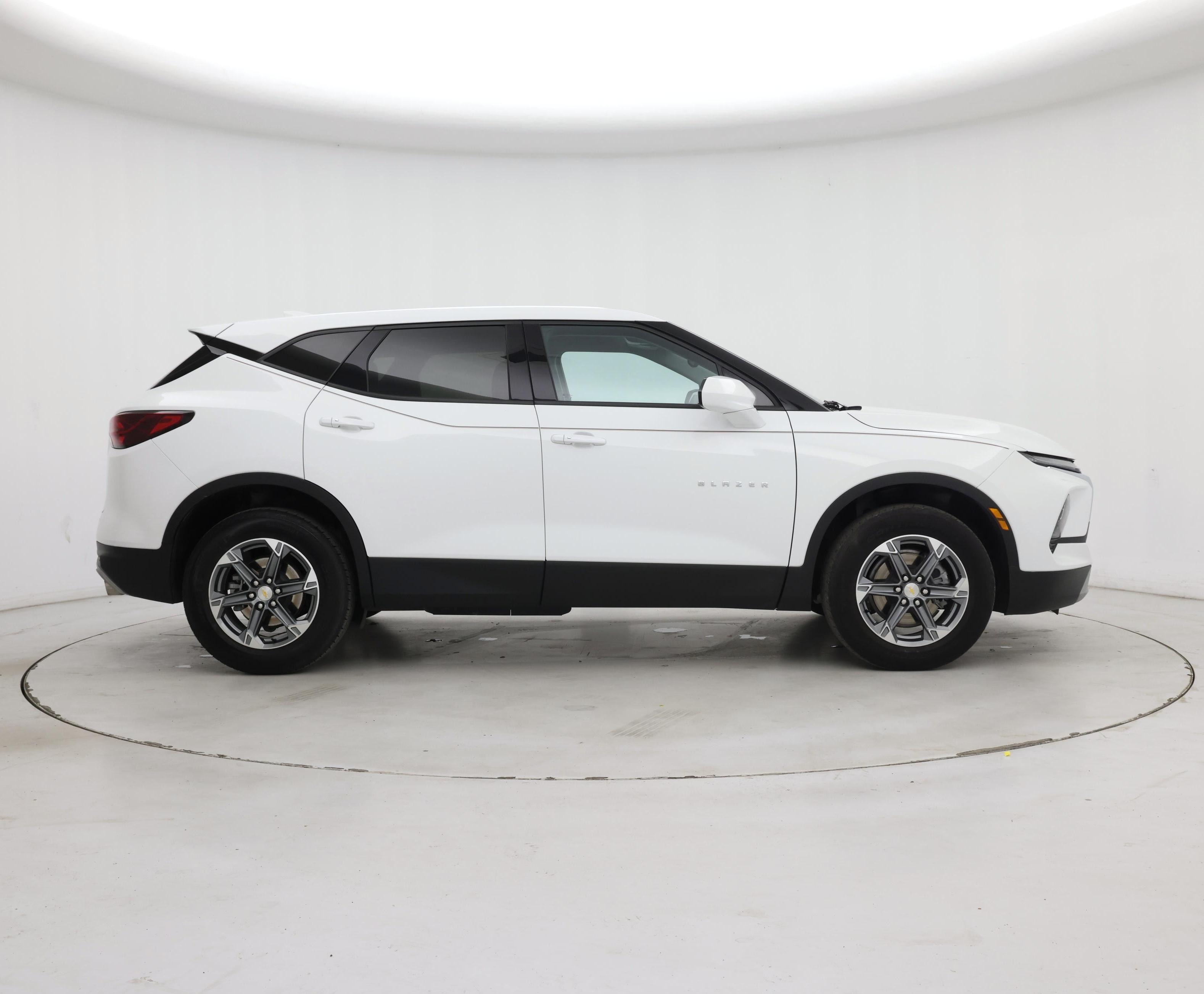 Thumbnail: 2023 Chevrolet Blazer - 7
