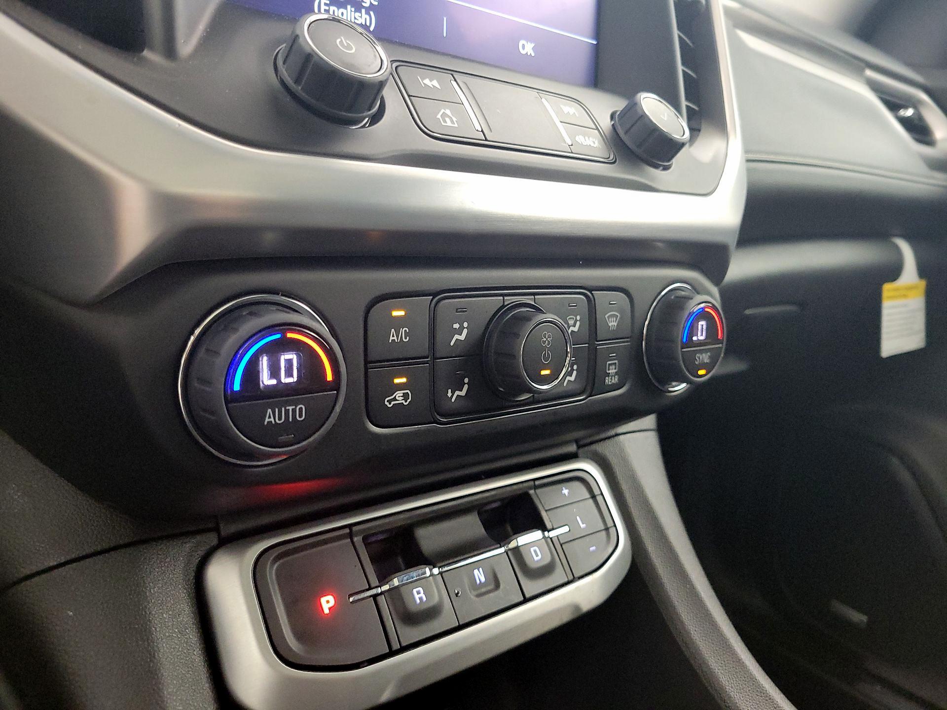 Thumbnail: 2023 GMC Acadia - 16