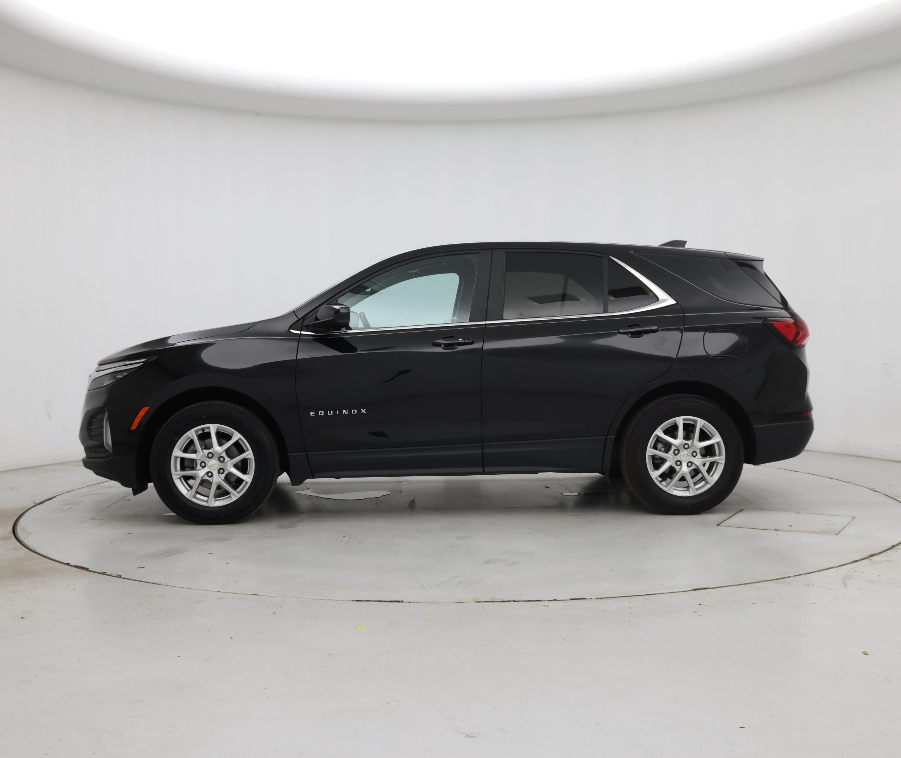 Thumbnail: 2023 Chevrolet Equinox - 3
